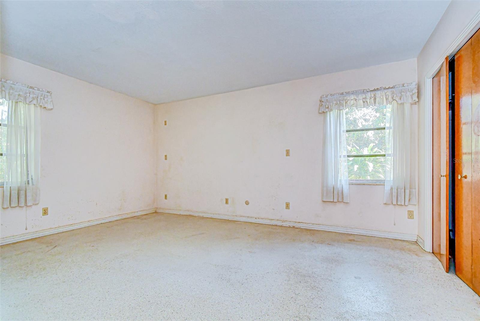 Image 23 of 30 For 3008 Emerson Street