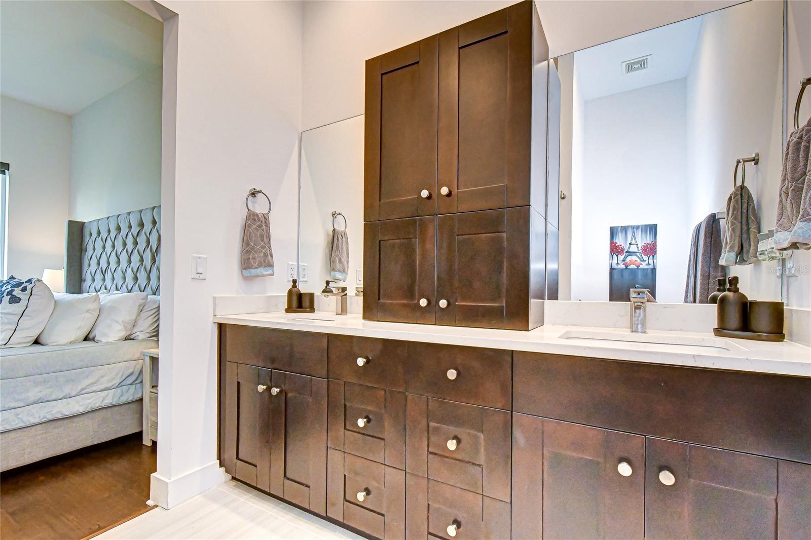 Image 14 of 27 For 3100 Paul Avenue 5