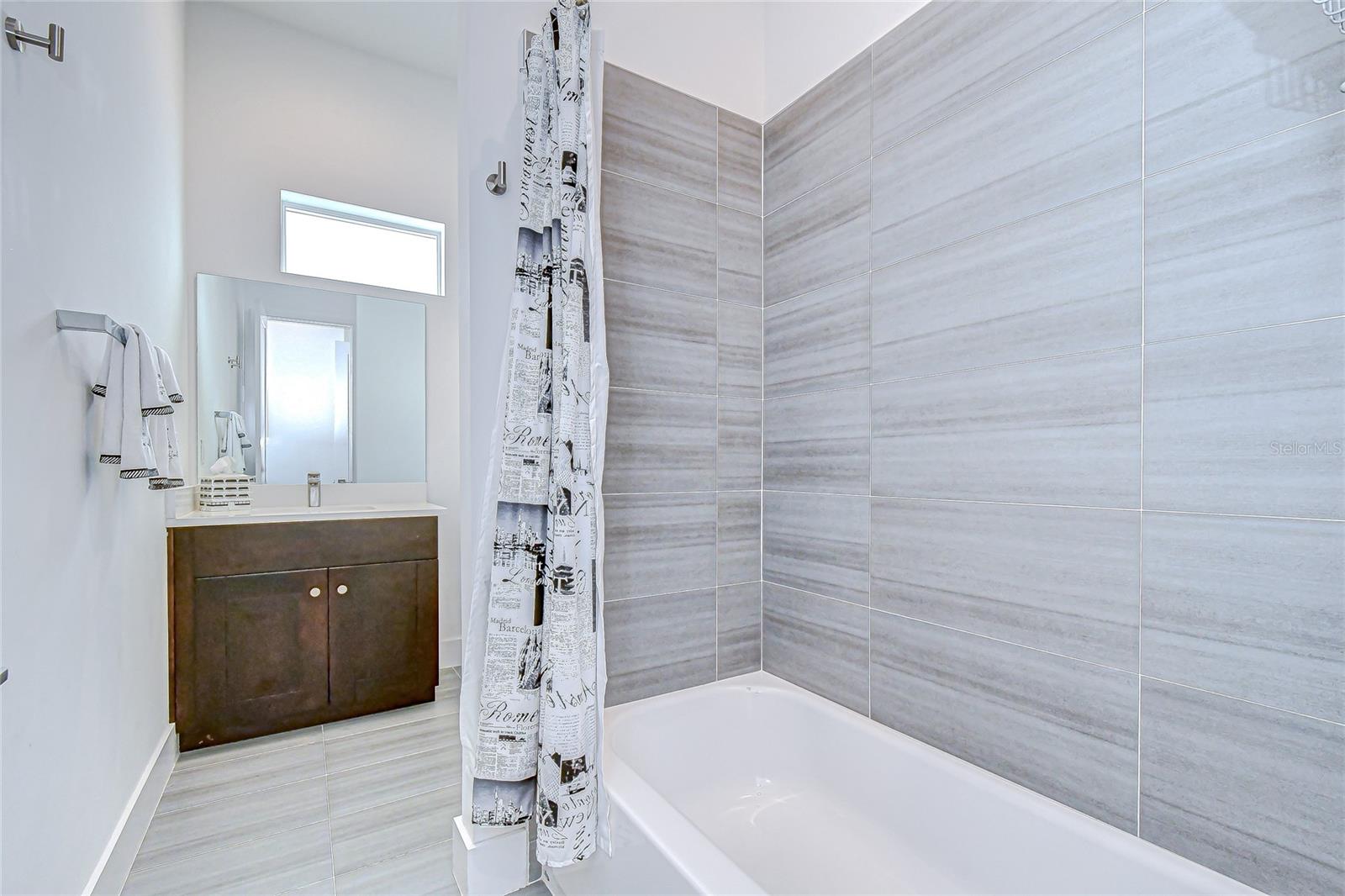 Image 18 of 27 For 3100 Paul Avenue 5