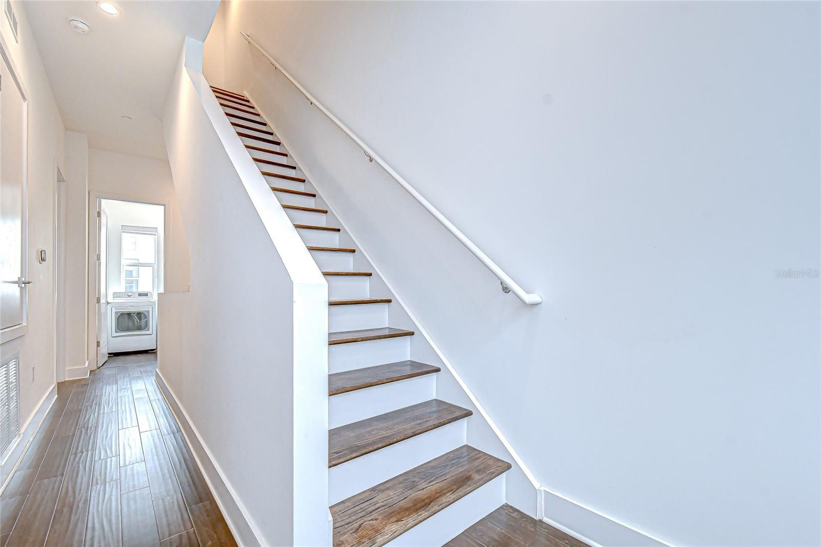 Image 22 of 27 For 3100 Paul Avenue 5