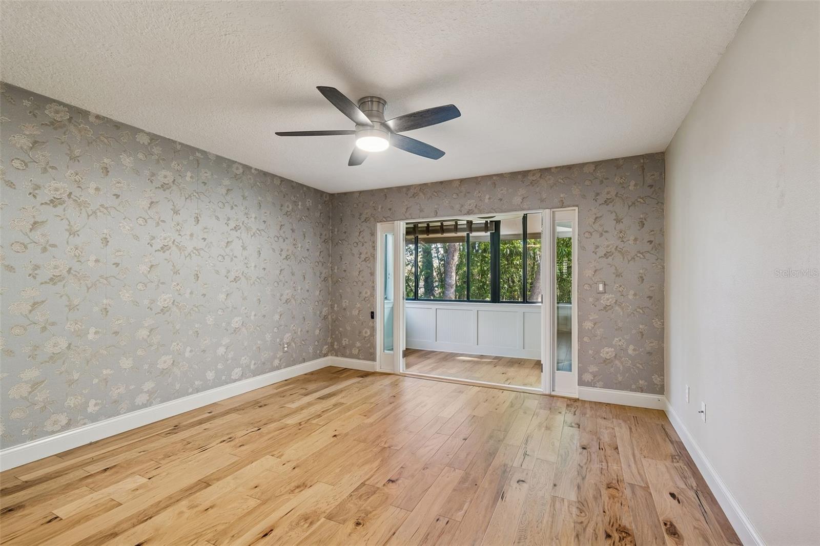 Image 42 of 78 For 401 Old Mill Pond Road