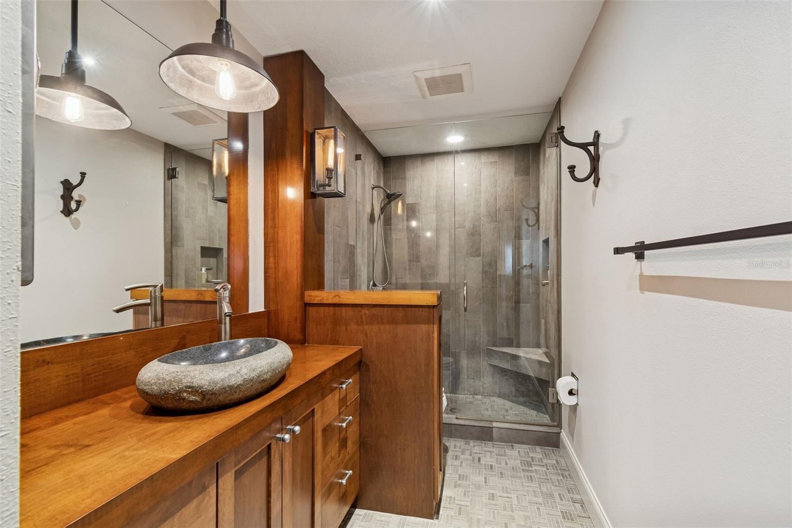 Image 57 of 78 For 401 Old Mill Pond Road