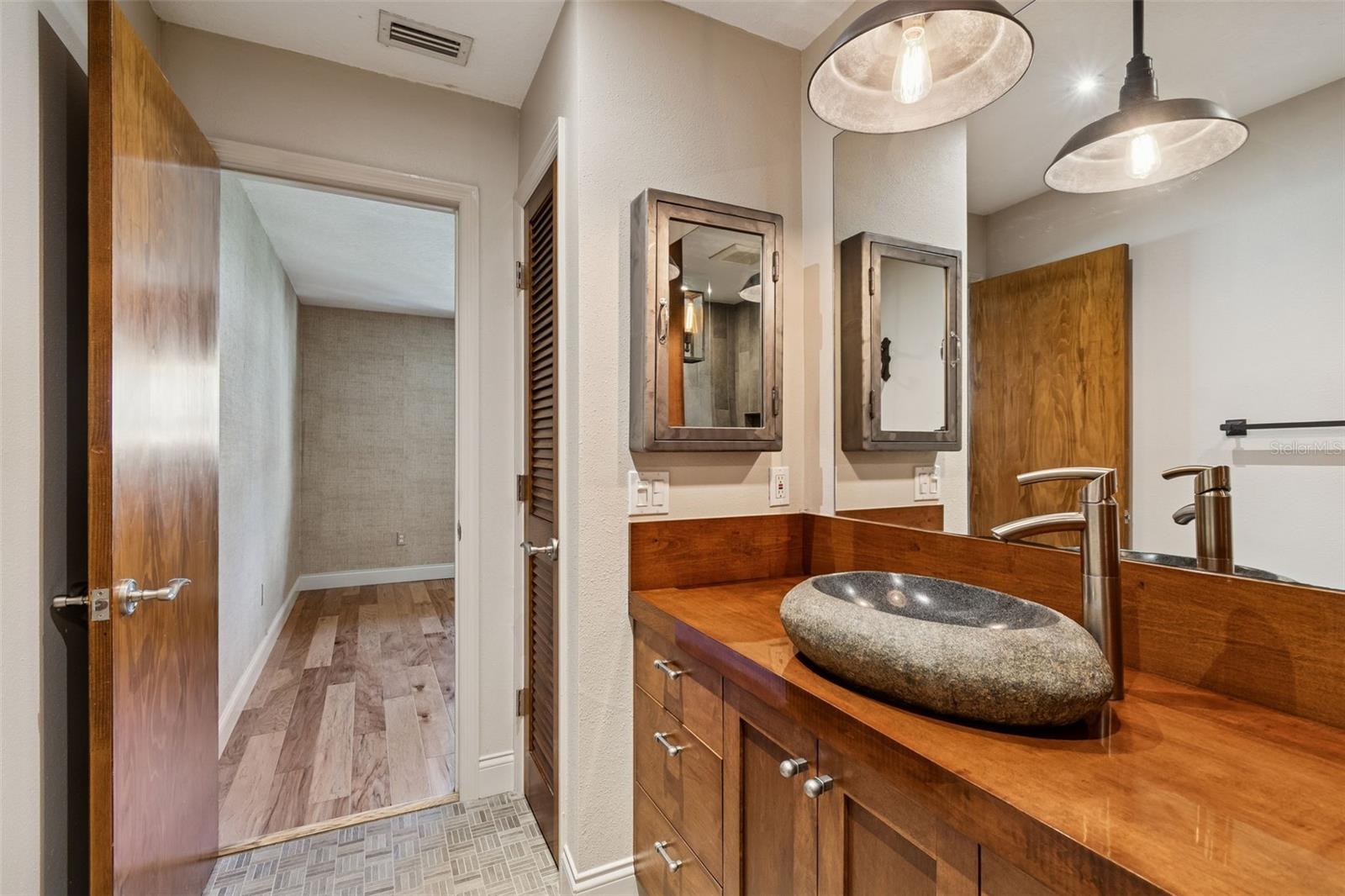 Image 59 of 78 For 401 Old Mill Pond Road