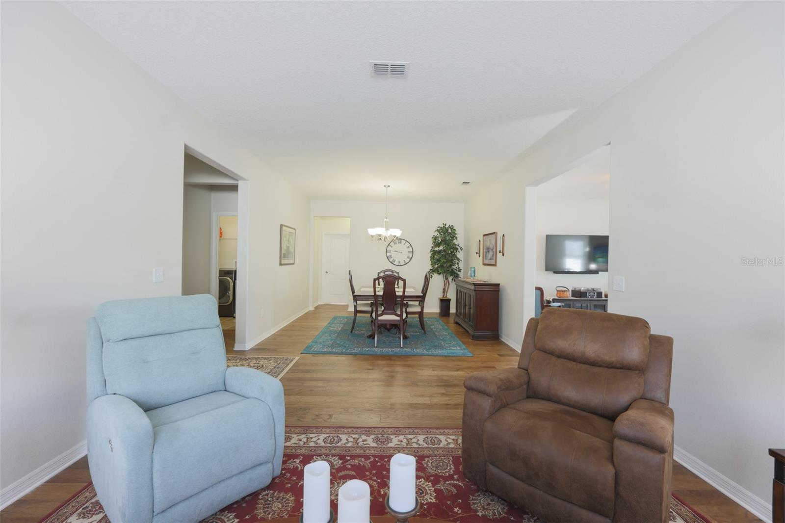 Image 12 of 53 For 12333 Juniper Field Court