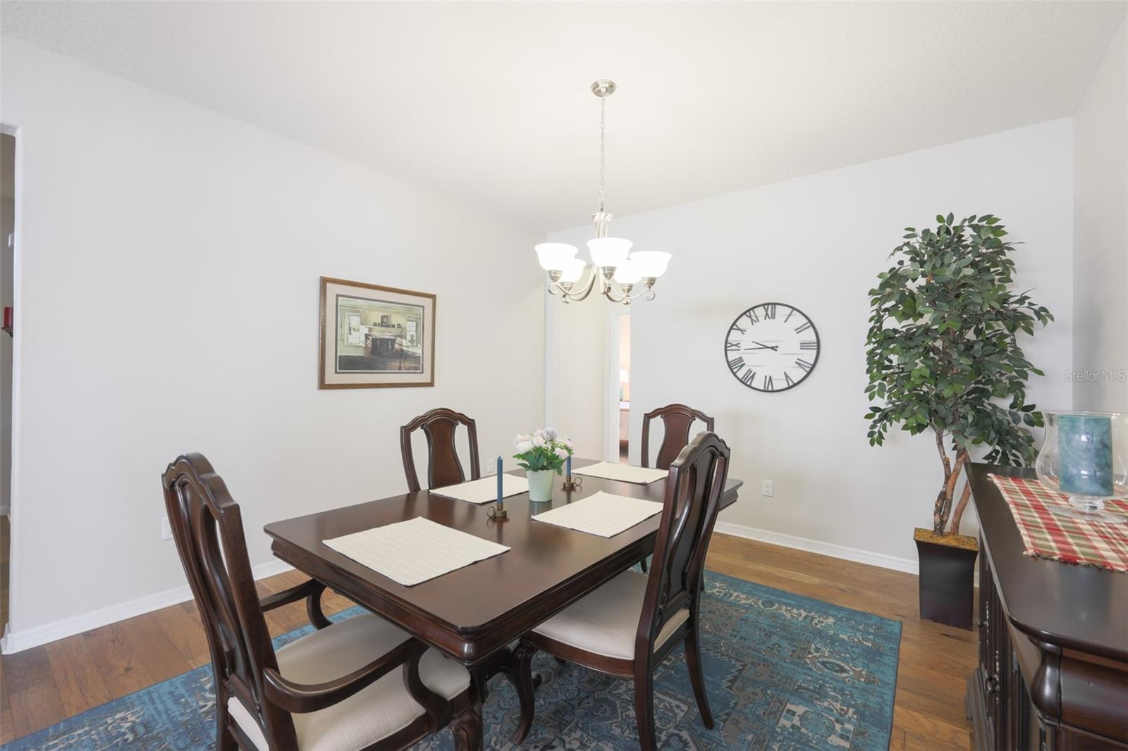 Image 15 of 53 For 12333 Juniper Field Court