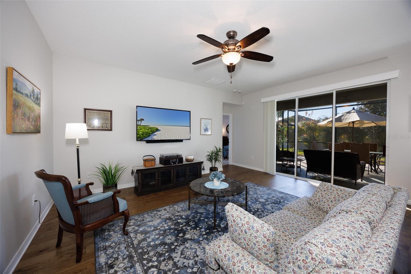 Image 5 of 53 For 12333 Juniper Field Court