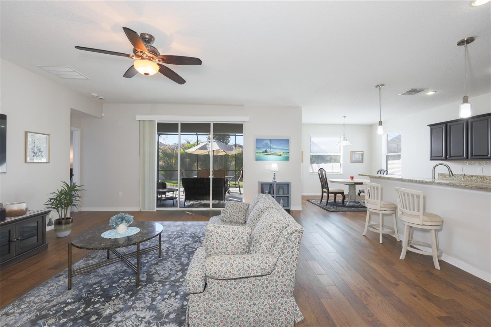 Image 7 of 53 For 12333 Juniper Field Court