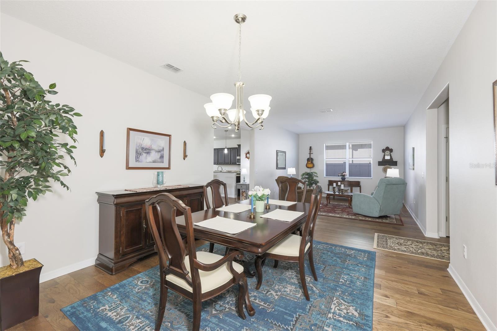 Image 9 of 53 For 12333 Juniper Field Court