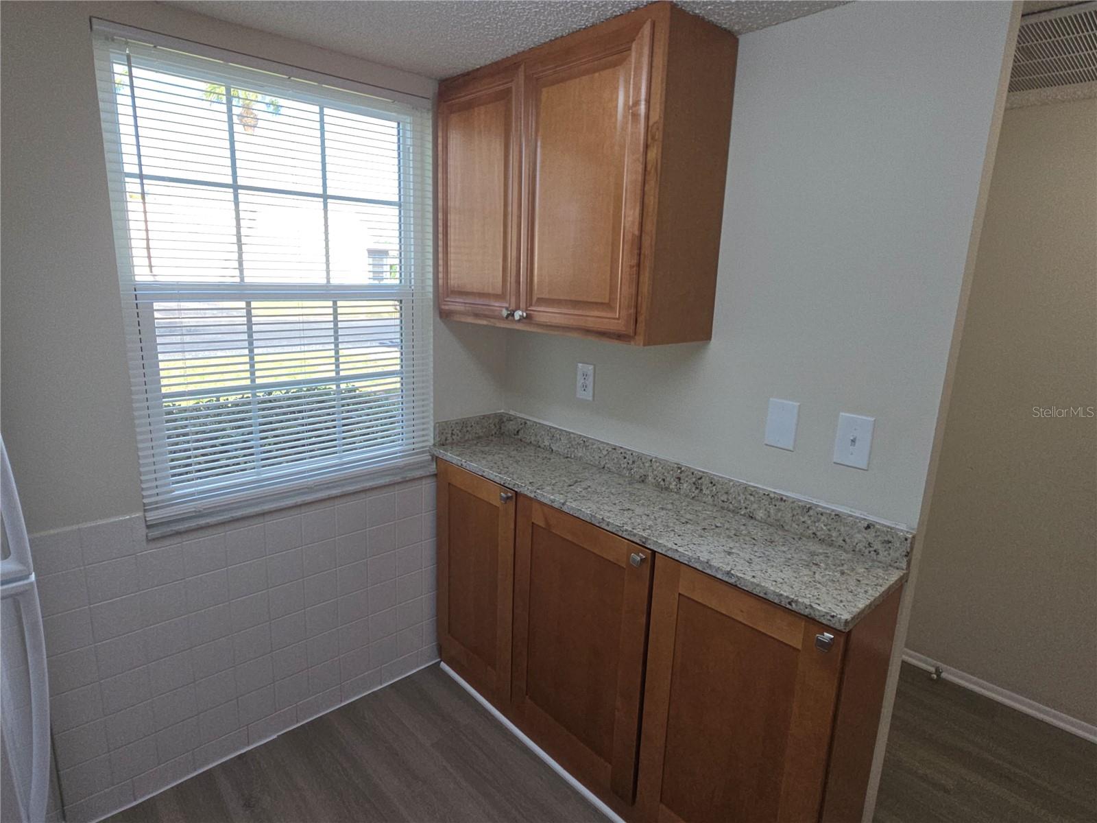 Image 4 of 22 For 11130 Carriage Hill Drive 4