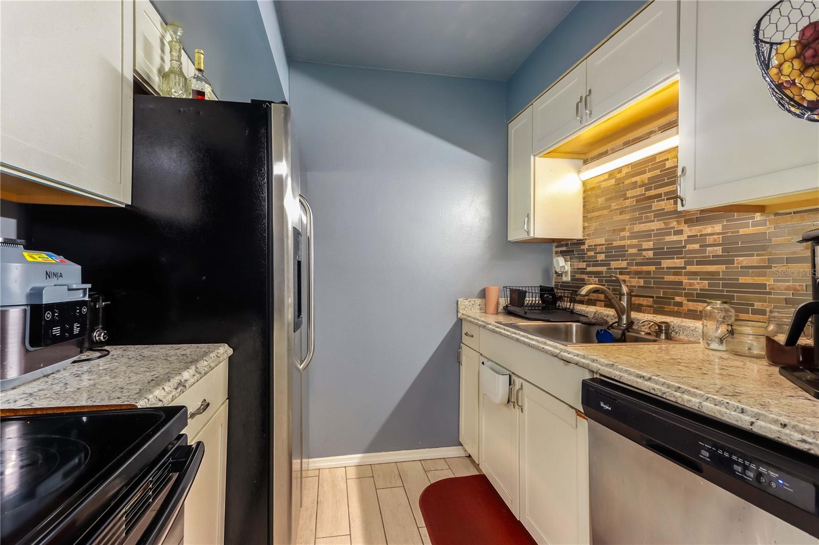 Image 13 of 30 For 4009 Nestle Oaks Place 104