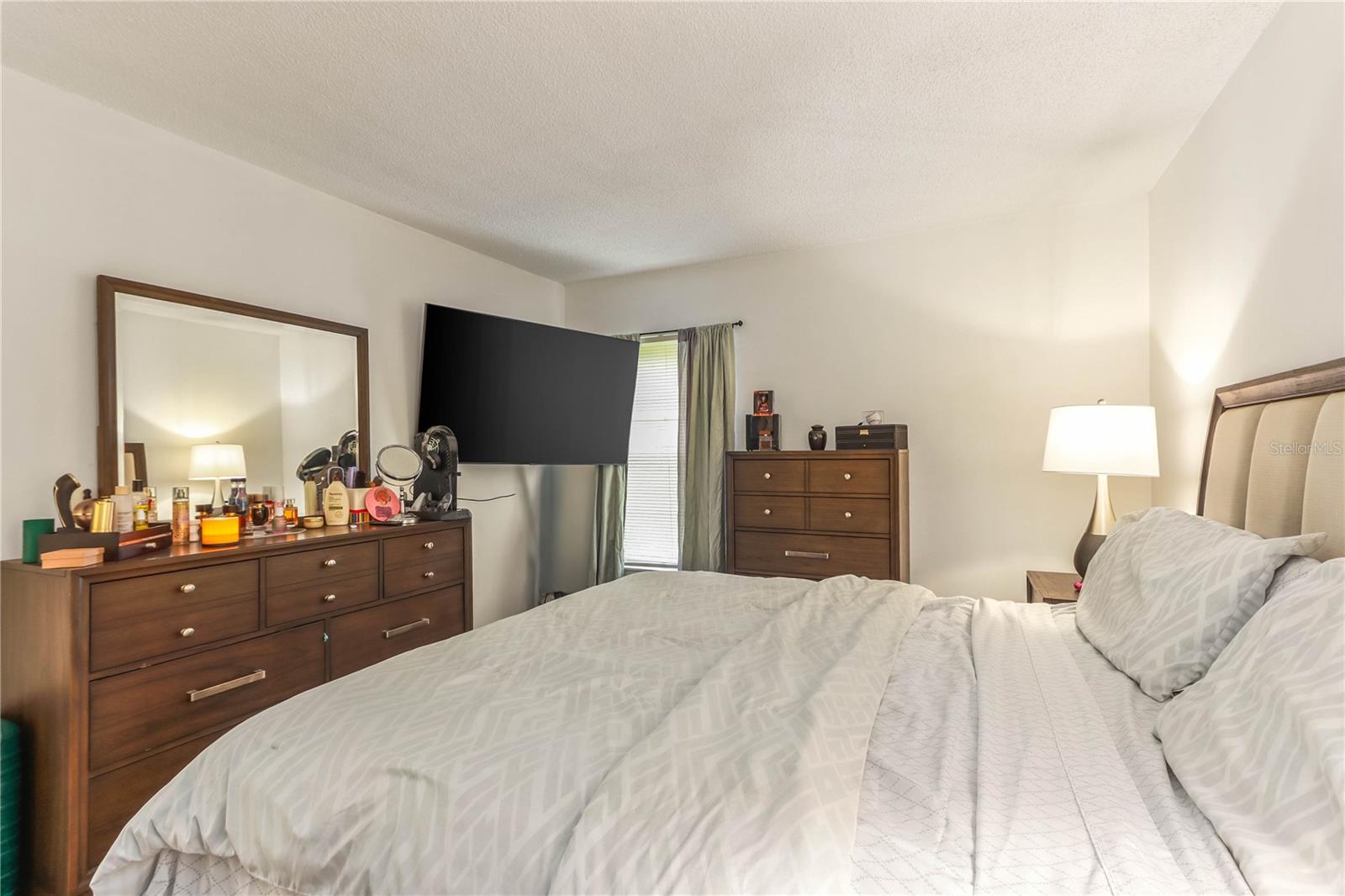 Image 16 of 30 For 4009 Nestle Oaks Place 104