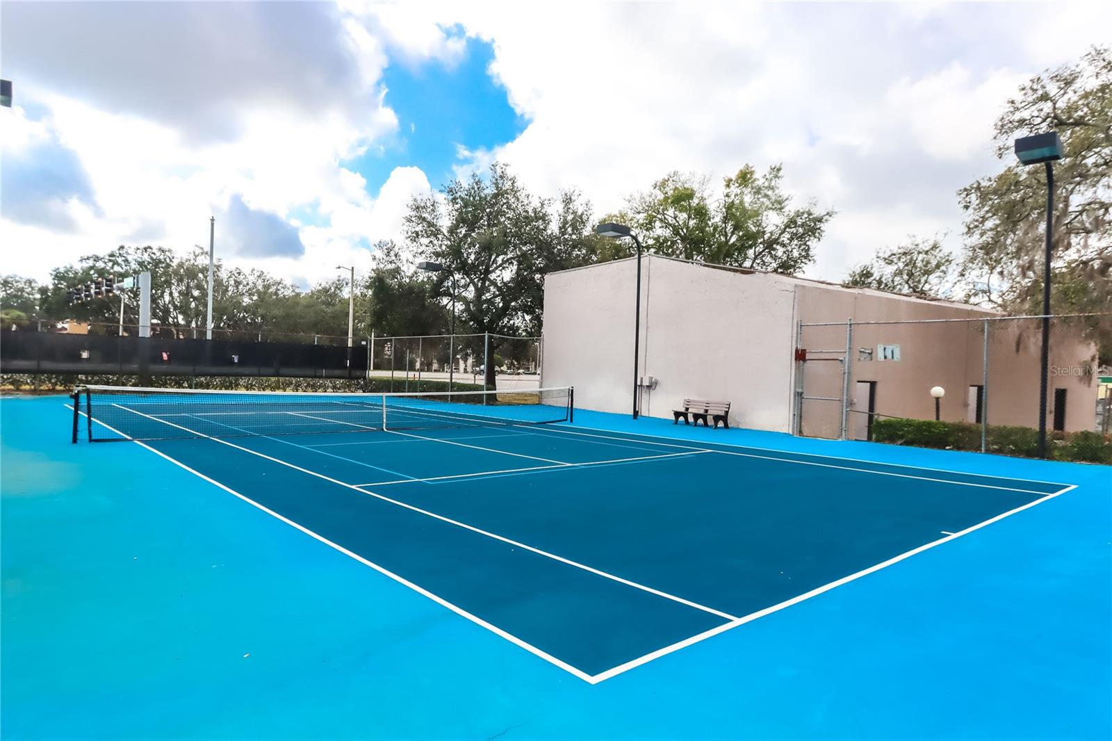 Image 29 of 30 For 4009 Nestle Oaks Place 104