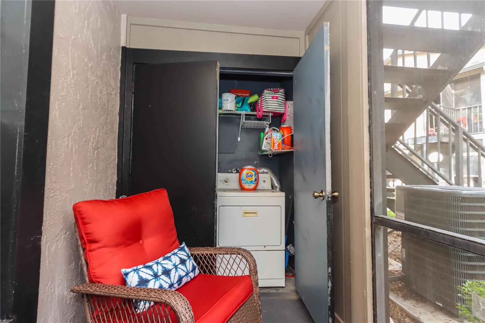 Image 6 of 30 For 4009 Nestle Oaks Place 104