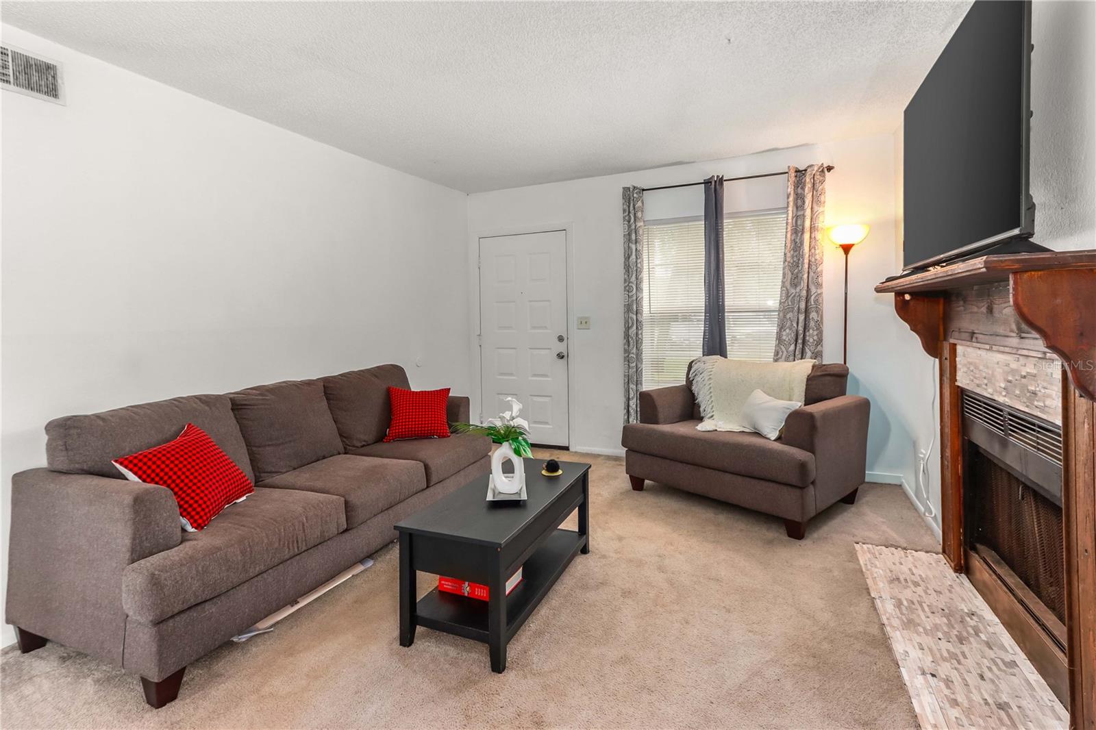 Image 9 of 30 For 4009 Nestle Oaks Place 104