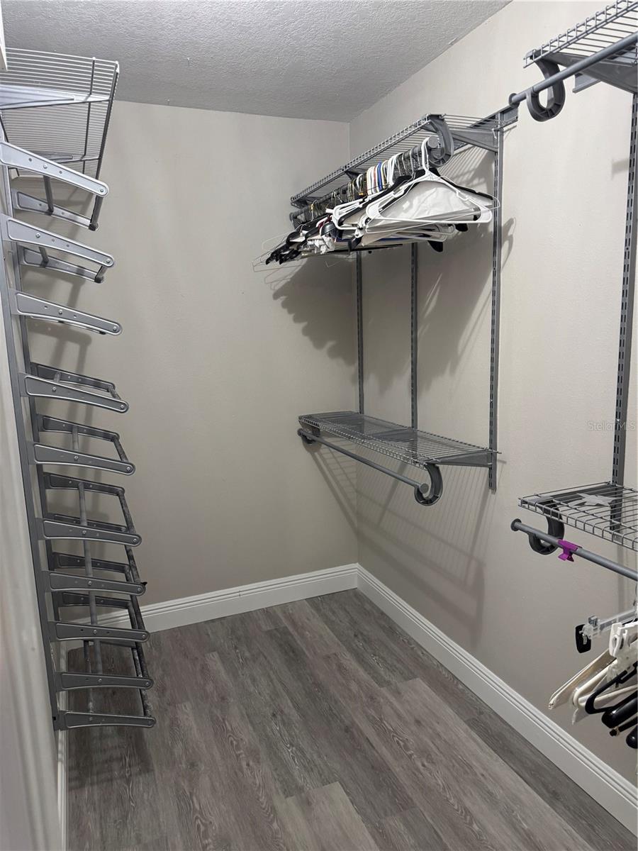 Image 10 of 24 For 7433 Richland Street