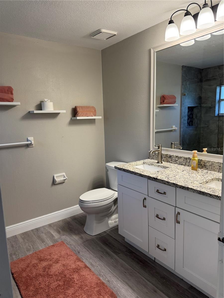 Image 13 of 24 For 7433 Richland Street