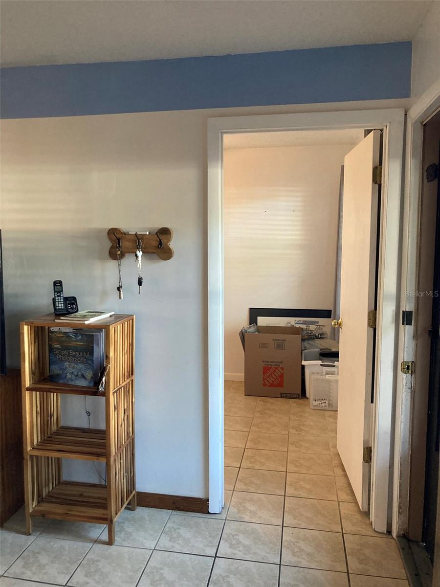 Image 12 of 42 For 5975 Terrace Park Drive N 103