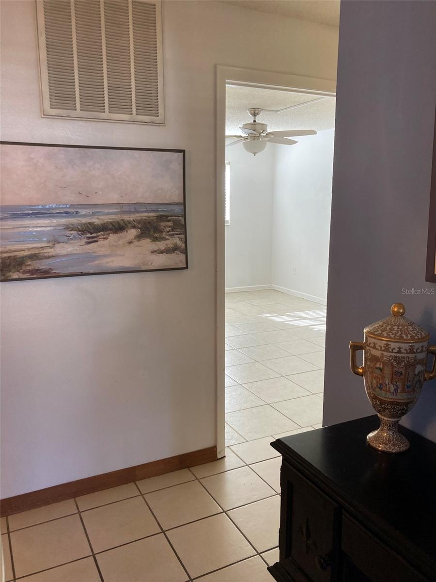 Image 16 of 42 For 5975 Terrace Park Drive N 103