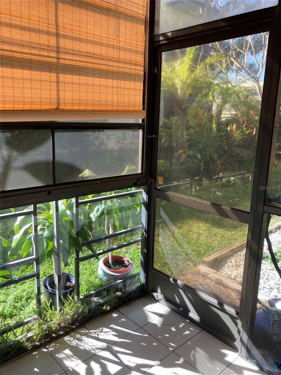 Image 20 of 42 For 5975 Terrace Park Drive N 103