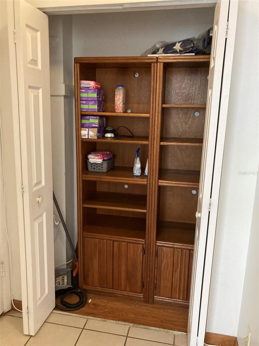 Image 31 of 42 For 5975 Terrace Park Drive N 103