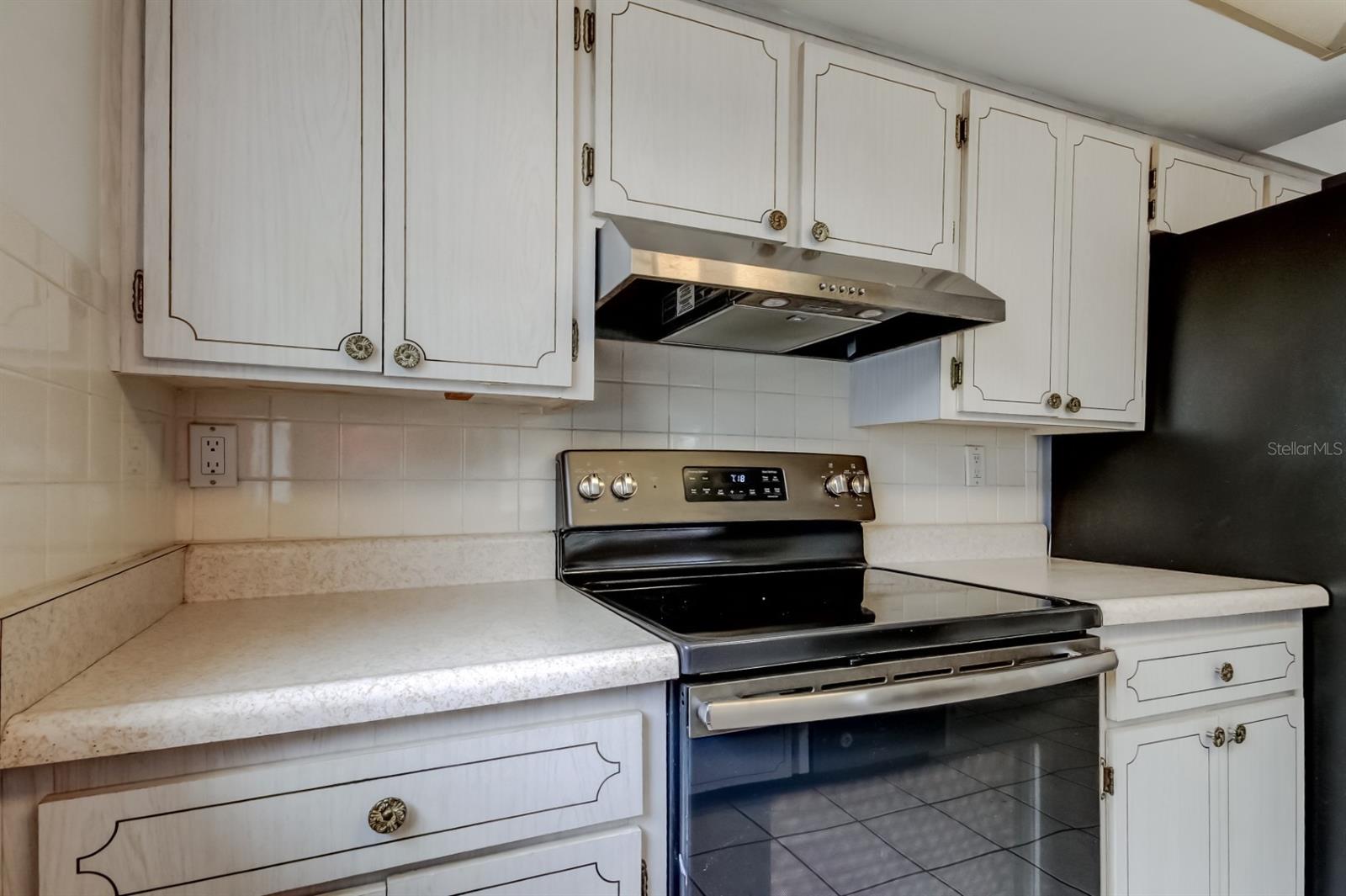 Image 22 of 51 For 3735 Mynabird Drive