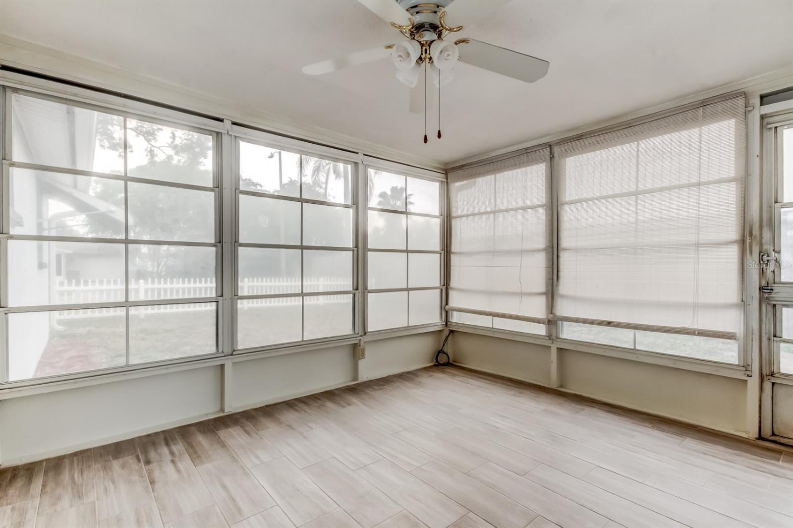 Image 29 of 51 For 3735 Mynabird Drive