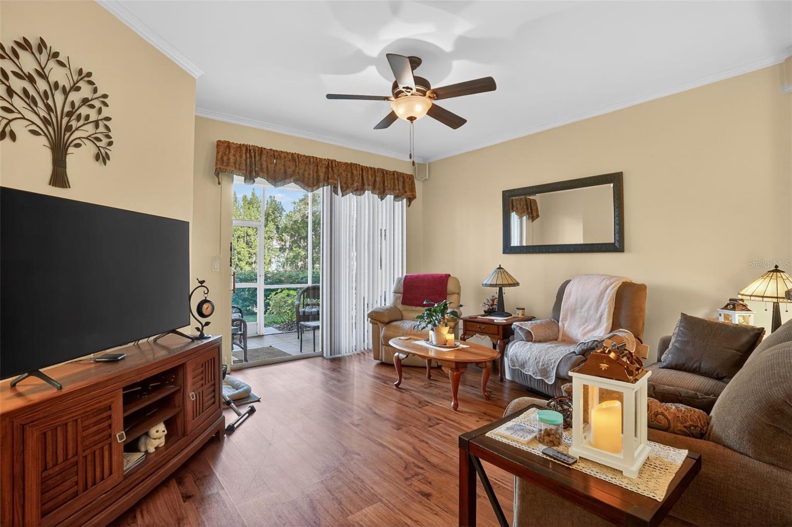 Image 7 of 27 For 4263 Liron Avenue 101