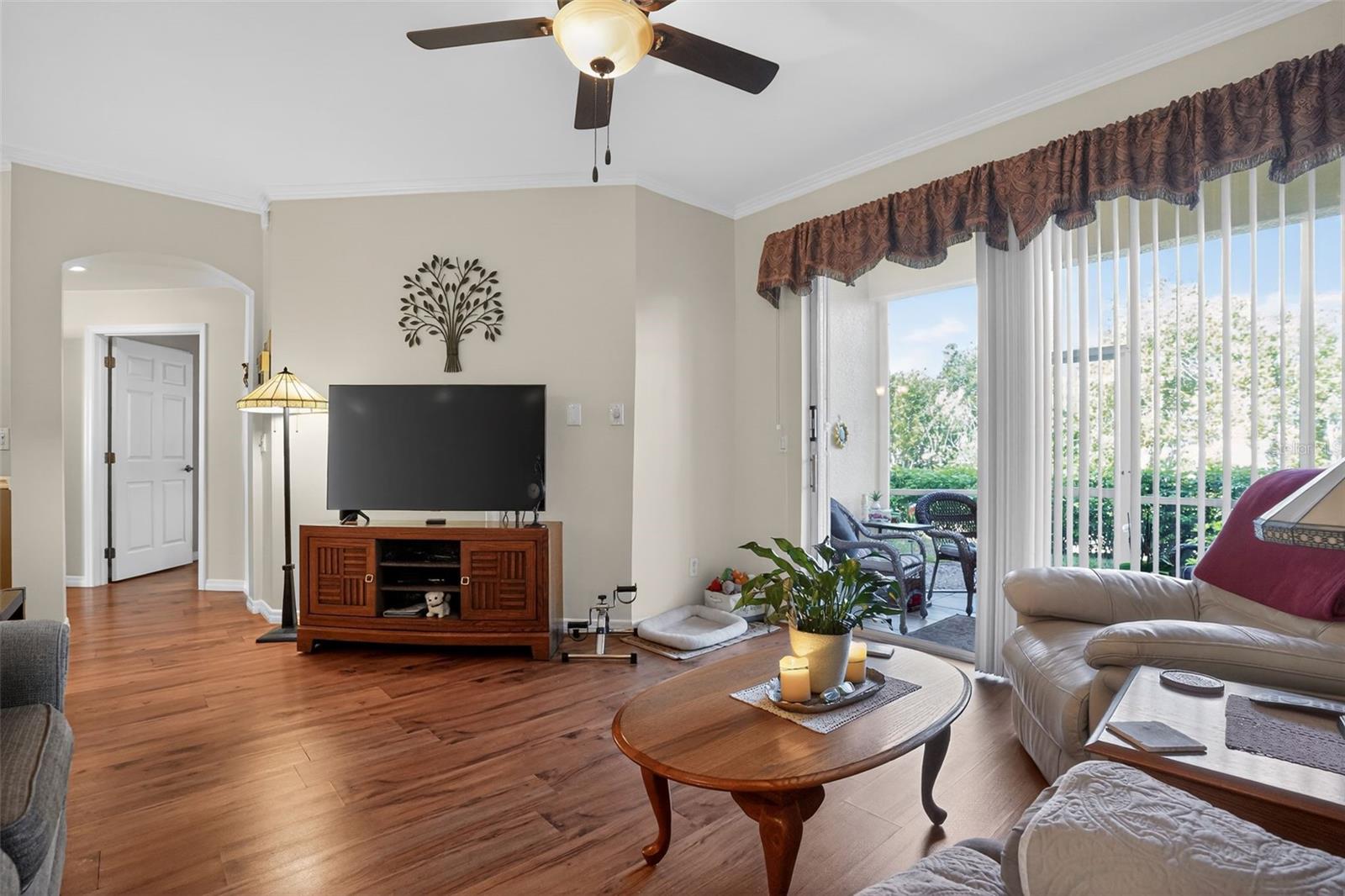 Image 8 of 27 For 4263 Liron Avenue 101