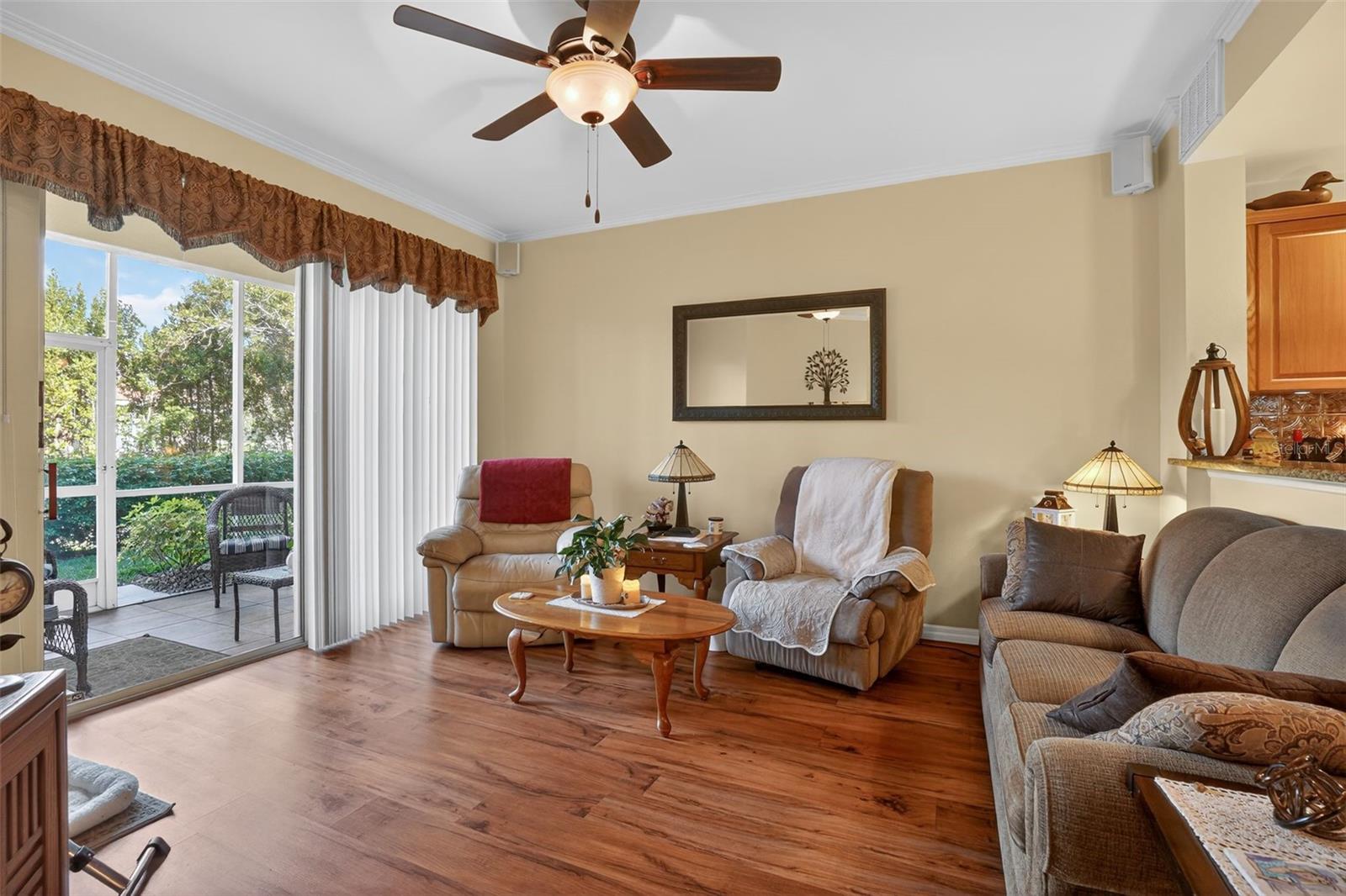 Image 9 of 27 For 4263 Liron Avenue 101