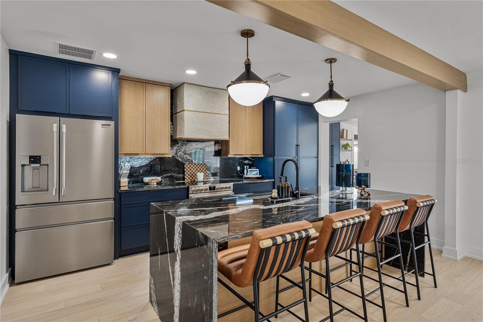 Image 18 of 88 For 6619 Blue Heron Drive S