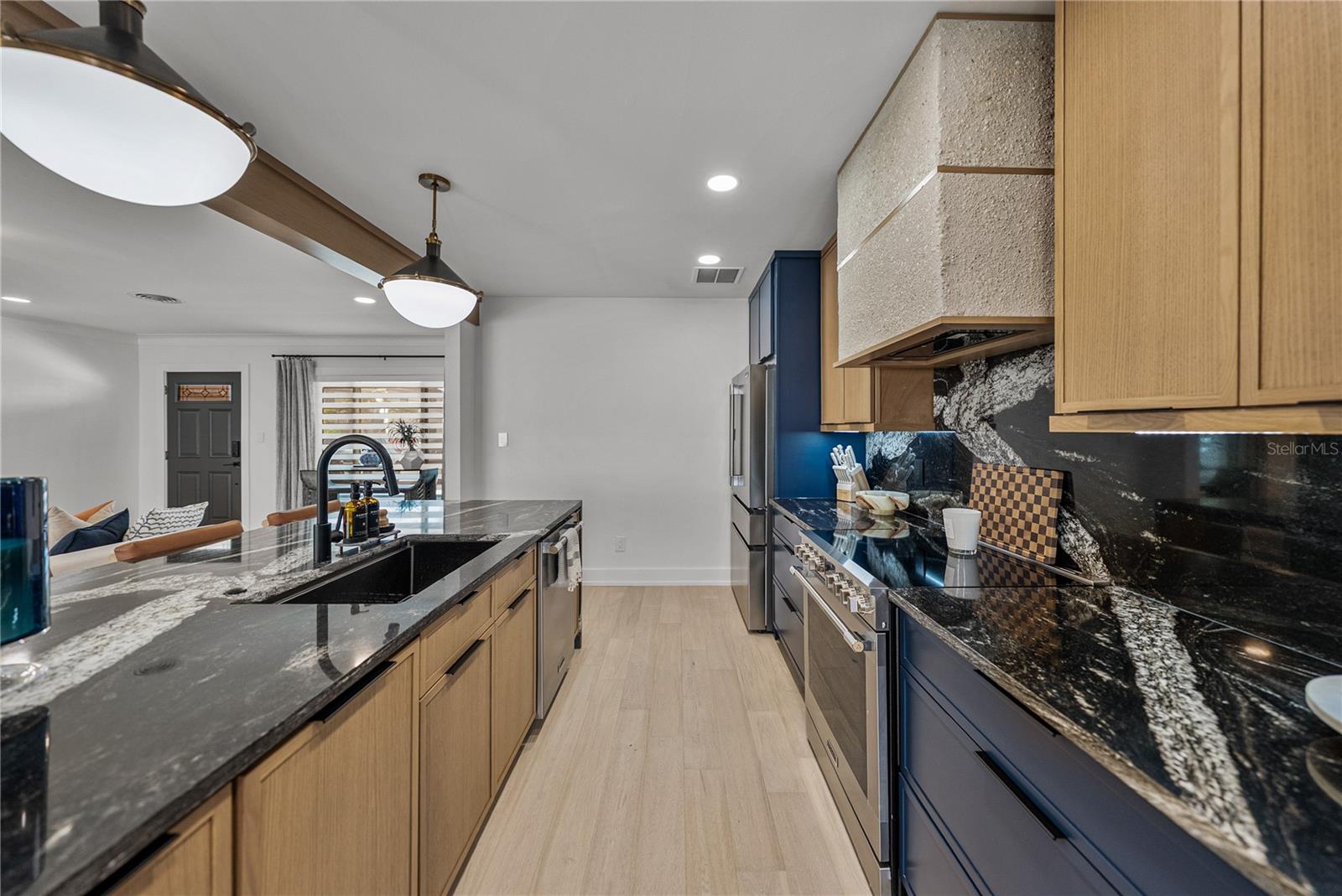 Image 23 of 88 For 6619 Blue Heron Drive S