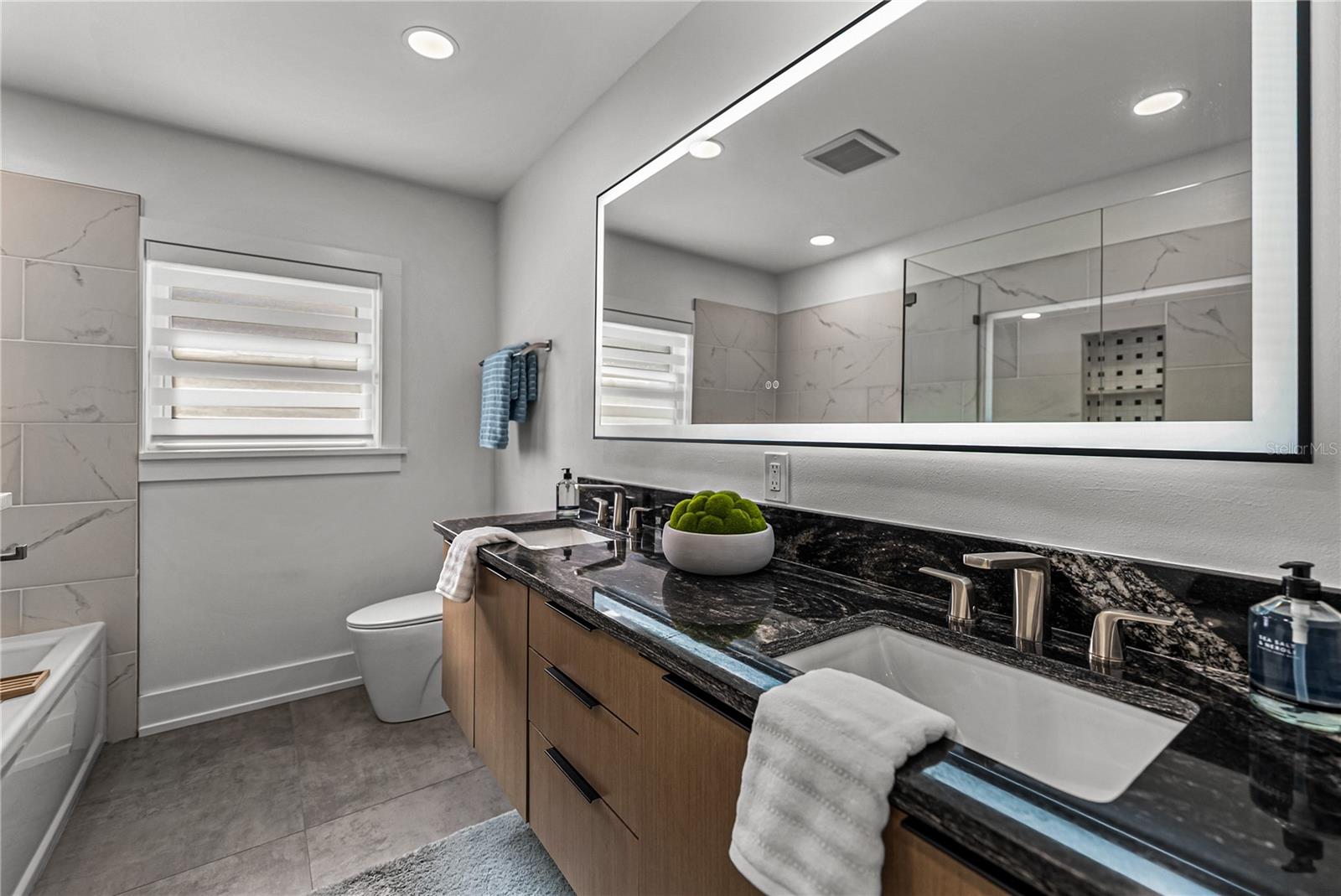 Image 48 of 88 For 6619 Blue Heron Drive S