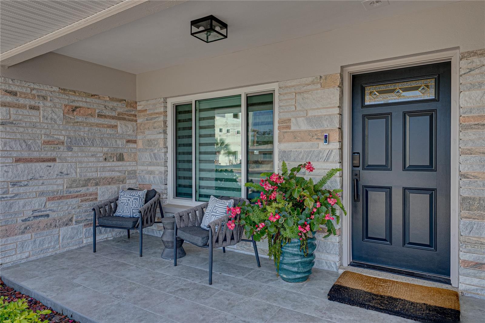 Image 6 of 88 For 6619 Blue Heron Drive S