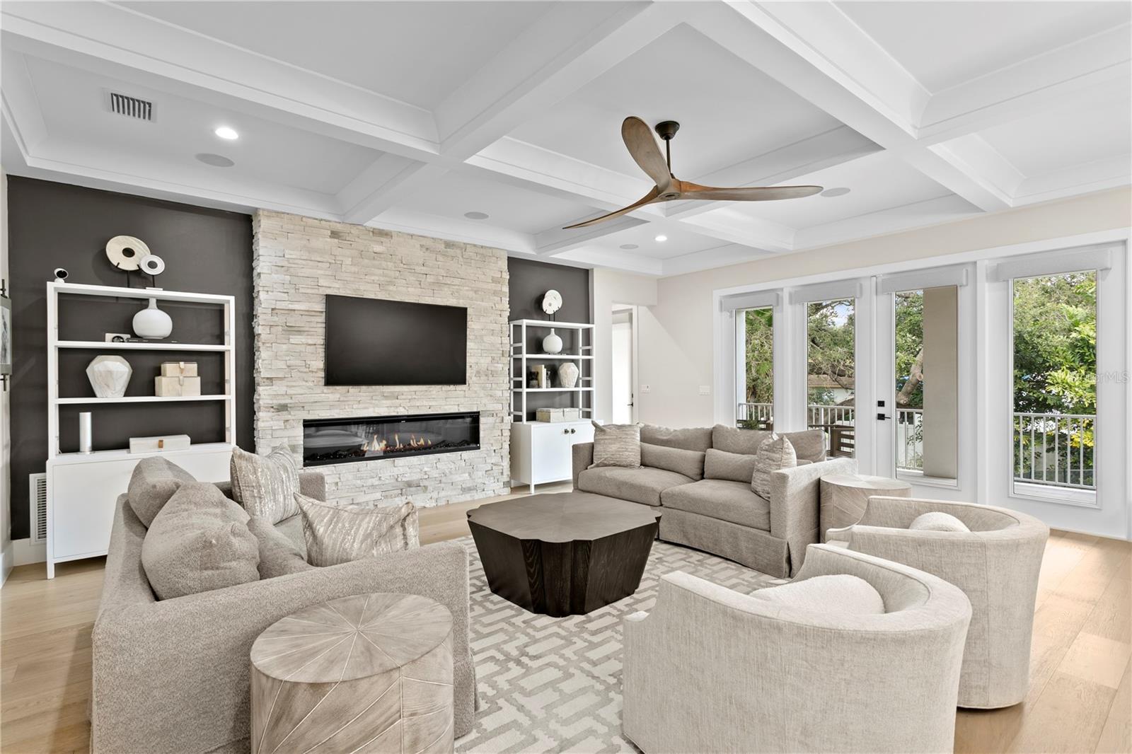 Image 17 of 64 For 4807 San Rafael Street