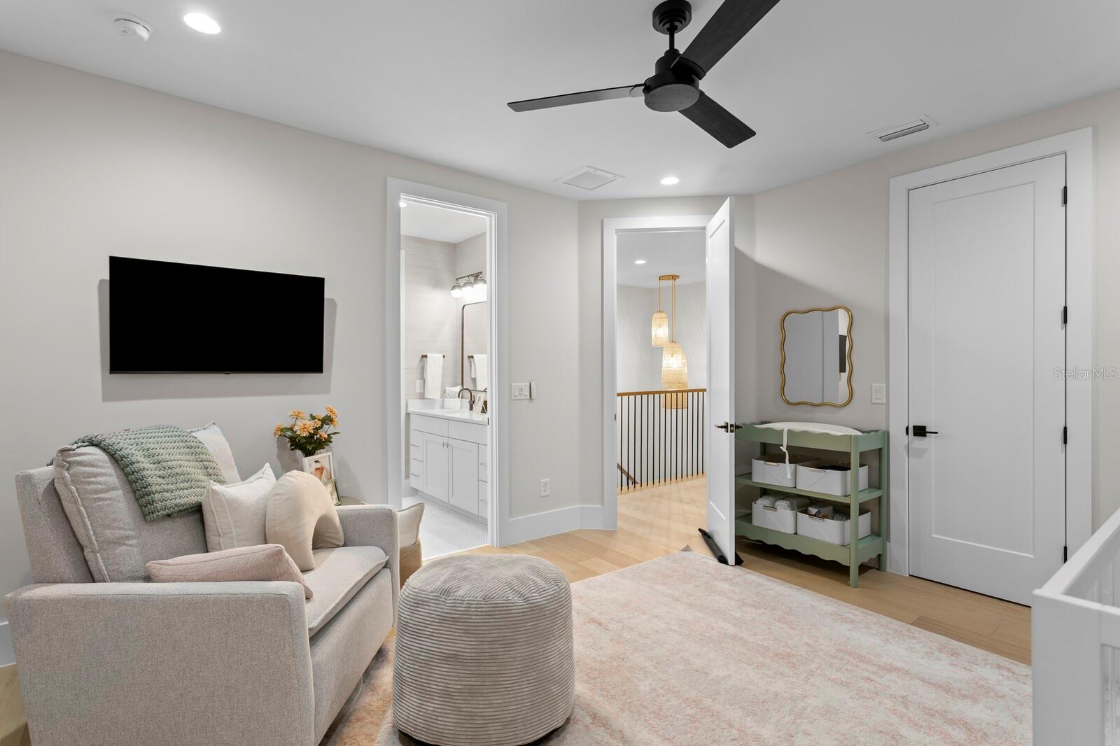 Image 39 of 64 For 4807 San Rafael Street