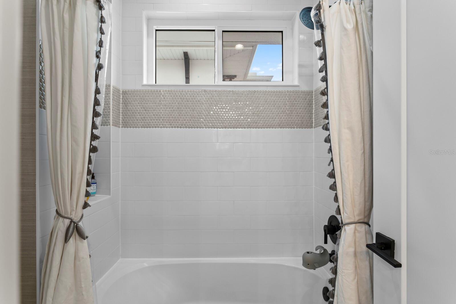 Image 41 of 64 For 4807 San Rafael Street