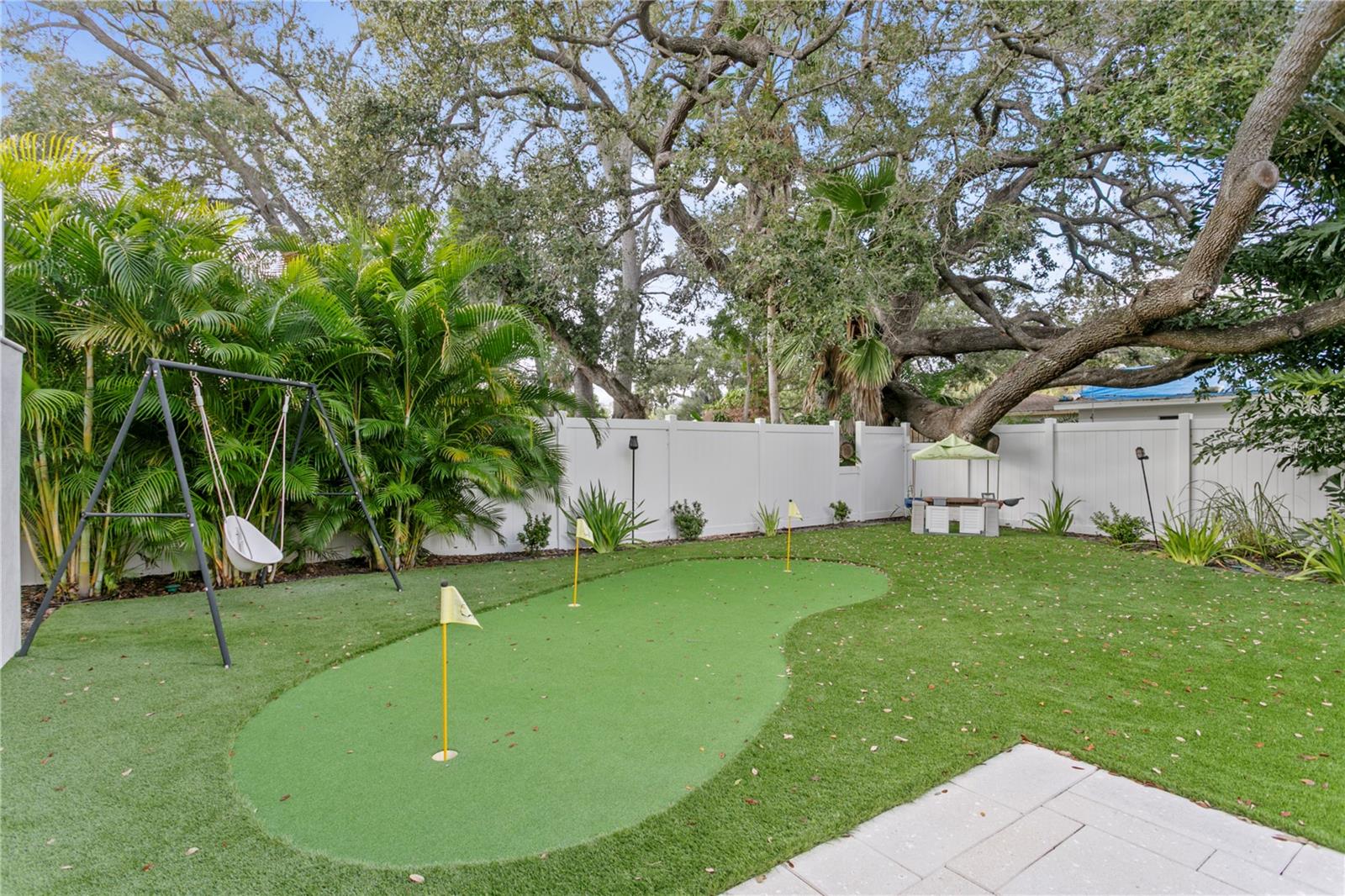 Image 62 of 64 For 4807 San Rafael Street