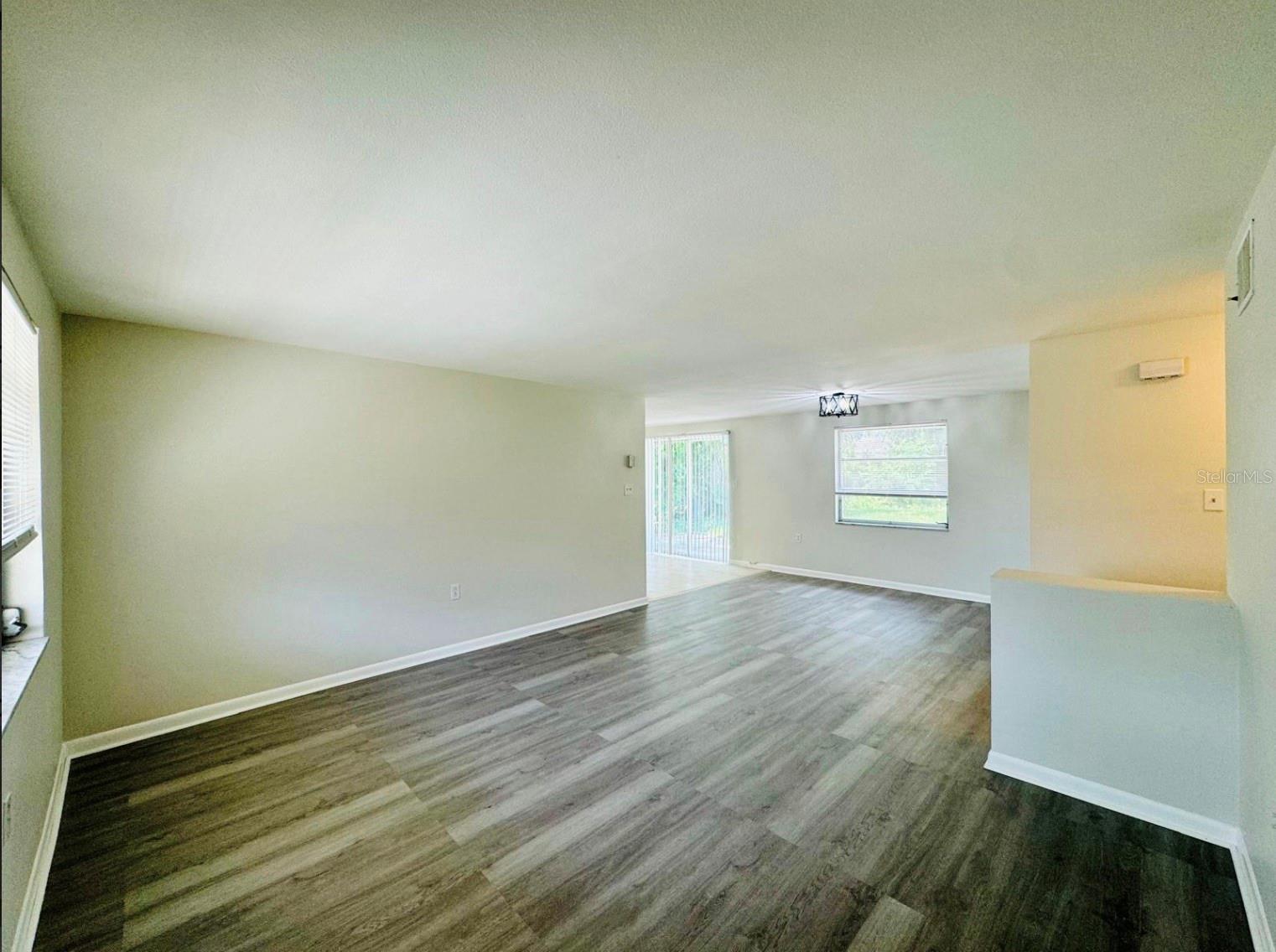 Image 2 of 13 For 1103 Classic Drive