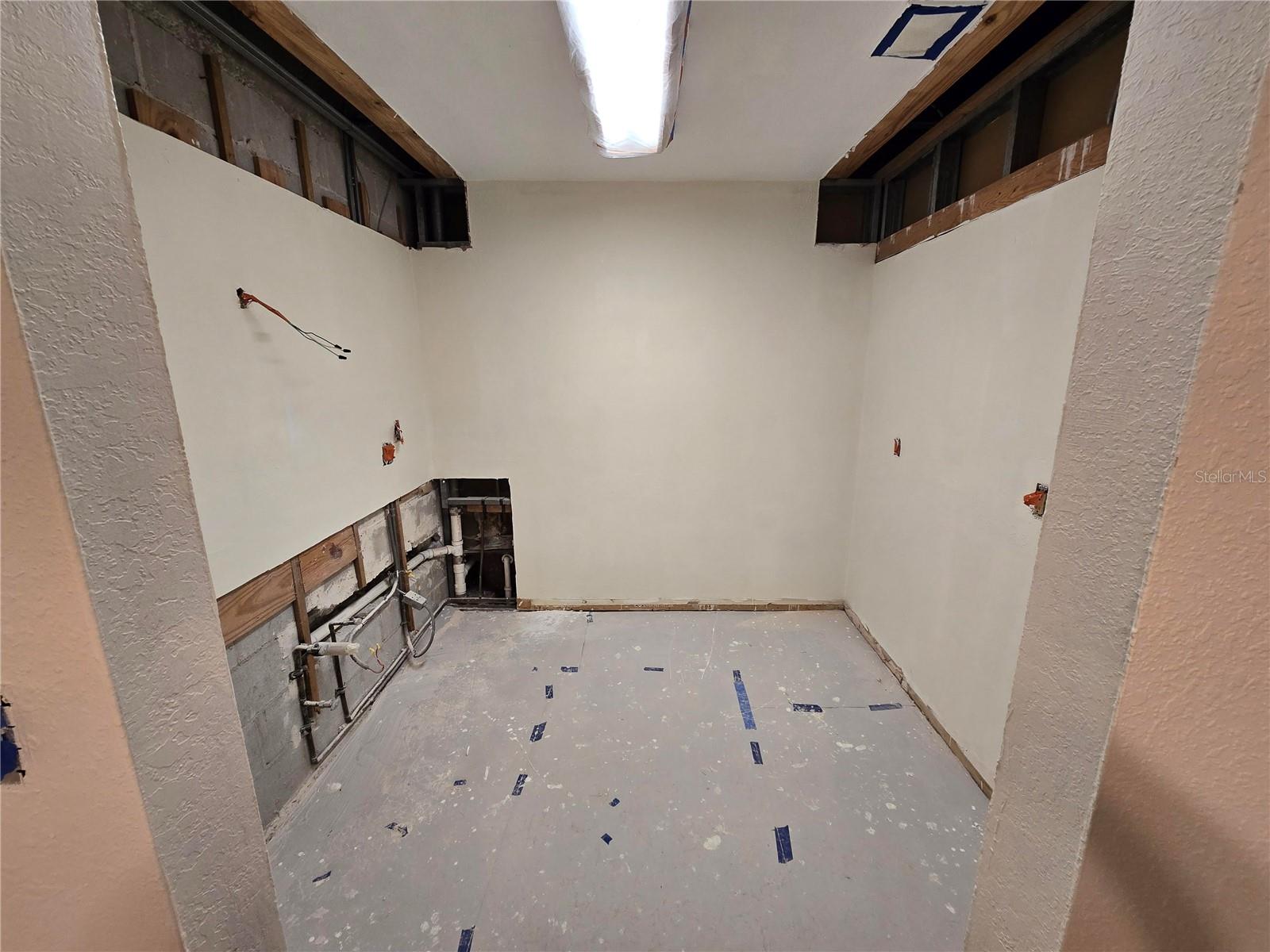 Image 15 of 48 For 4325 Aegean Drive 204b