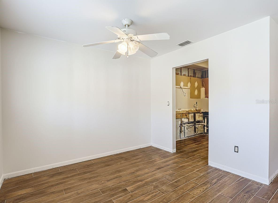 Image 17 of 48 For 4325 Aegean Drive 204b