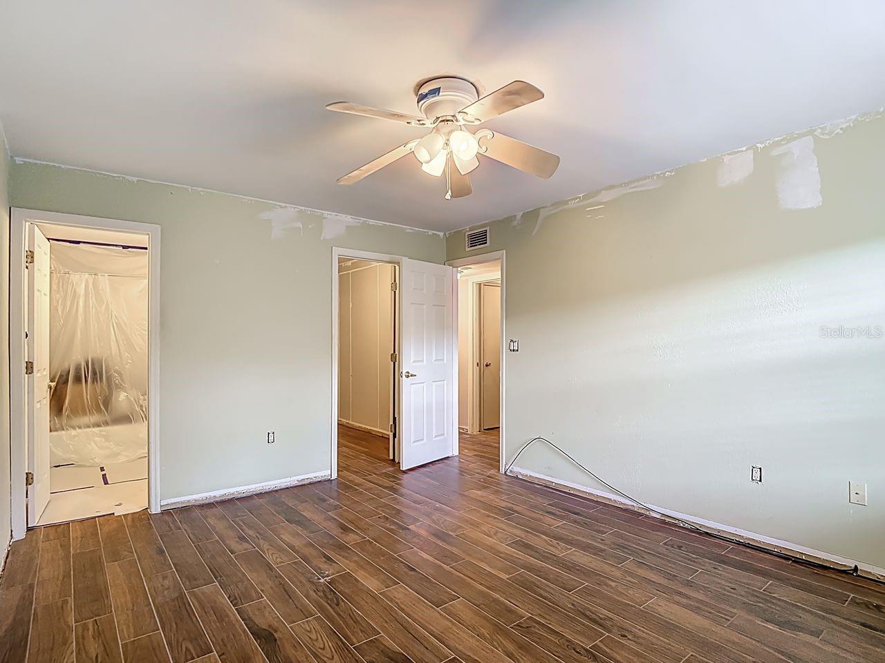 Image 25 of 48 For 4325 Aegean Drive 204b