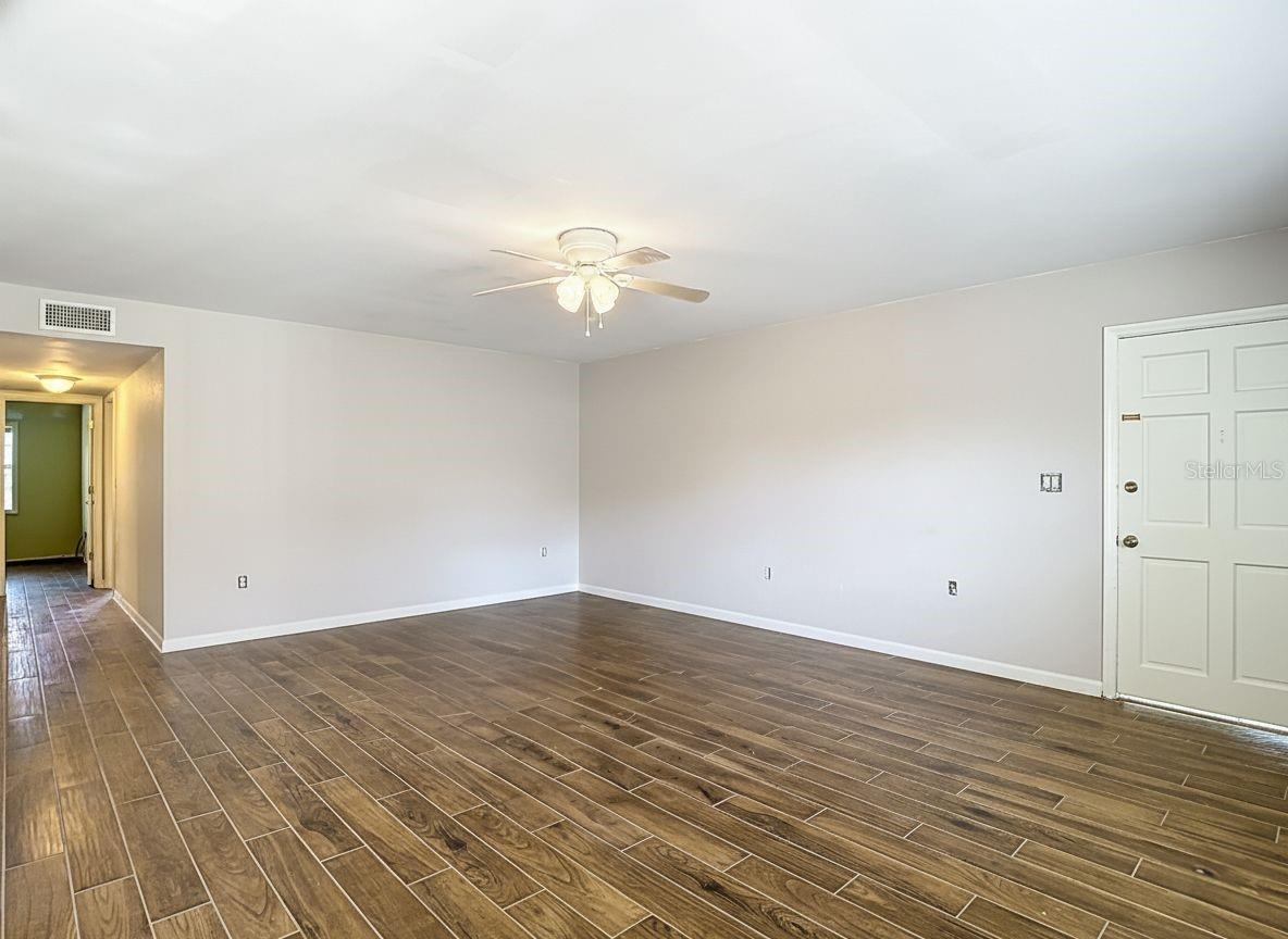 Image 3 of 48 For 4325 Aegean Drive 204b