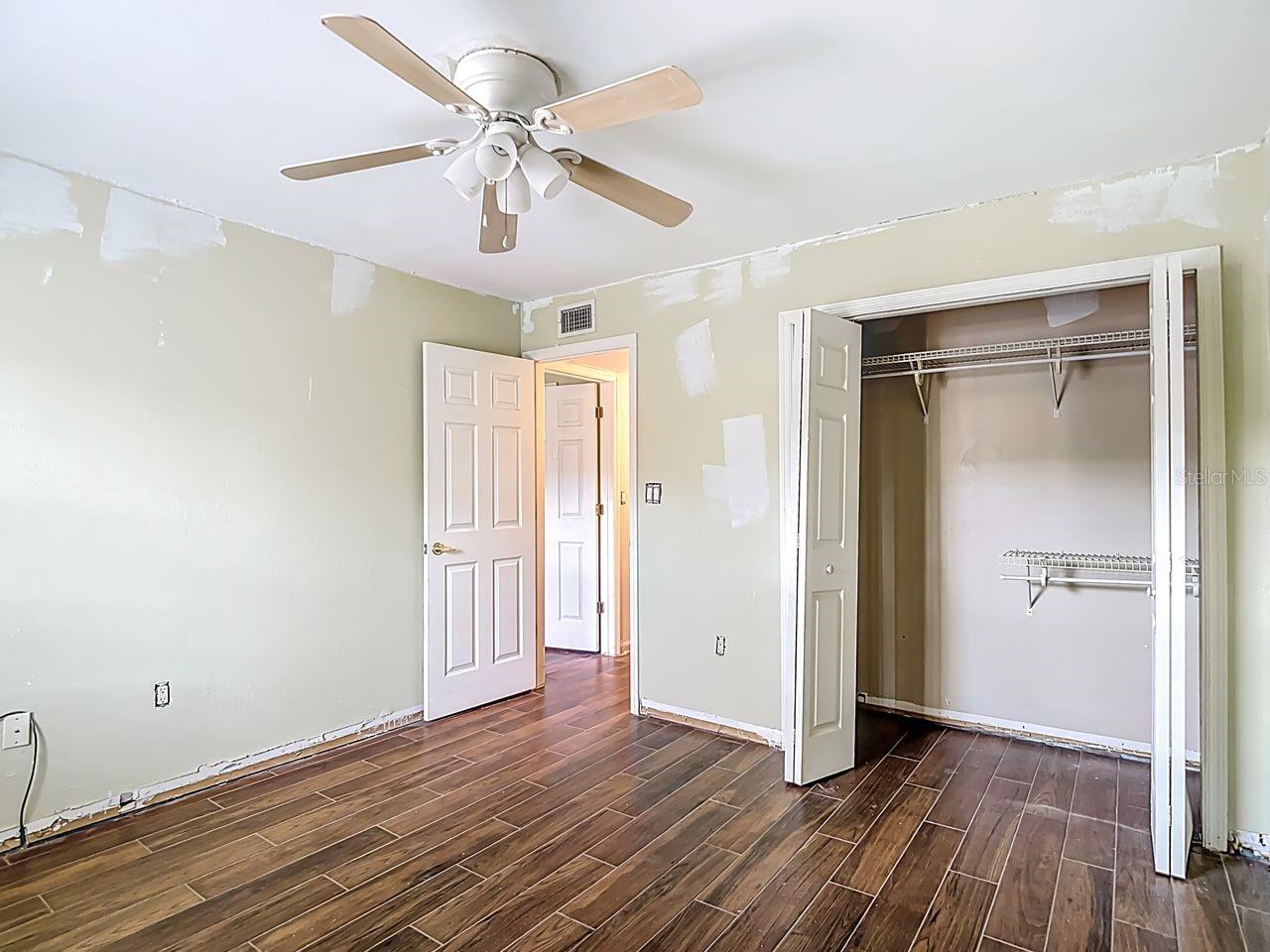 Image 36 of 48 For 4325 Aegean Drive 204b