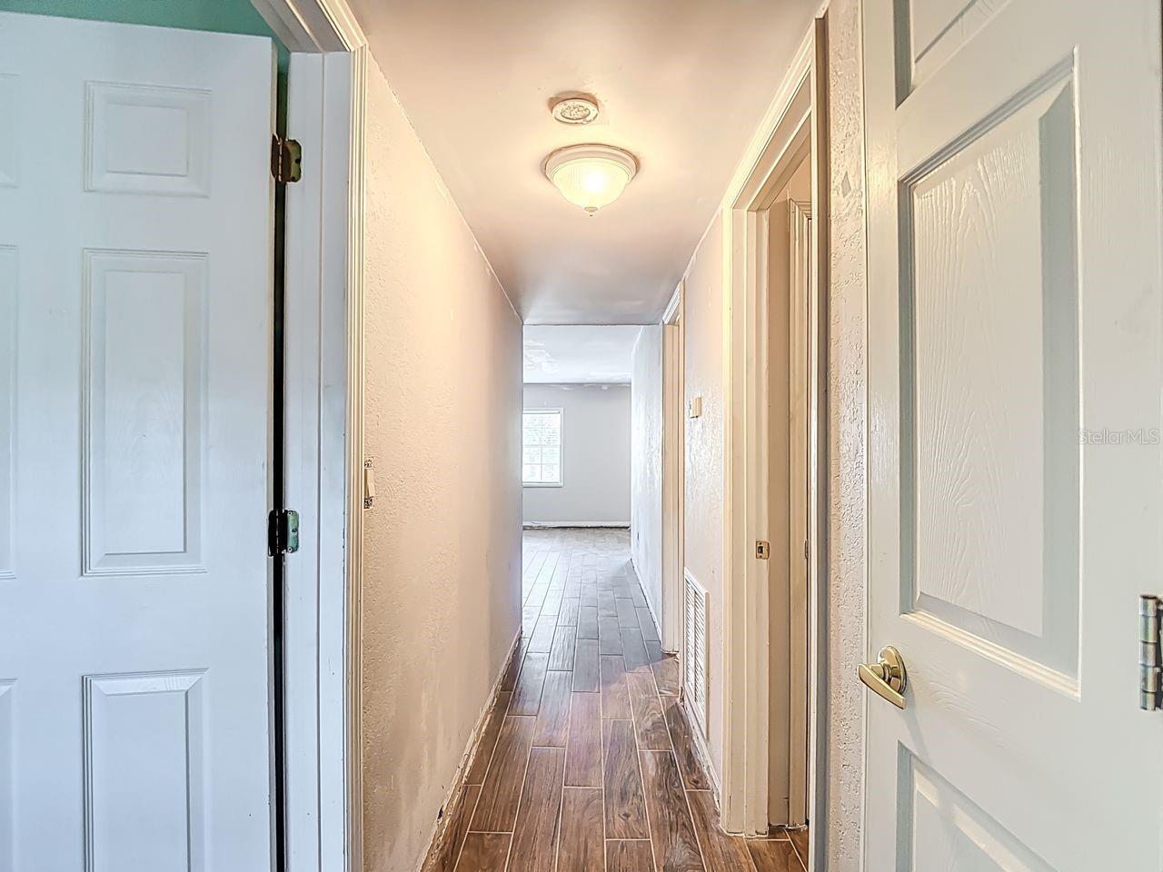 Image 38 of 48 For 4325 Aegean Drive 204b