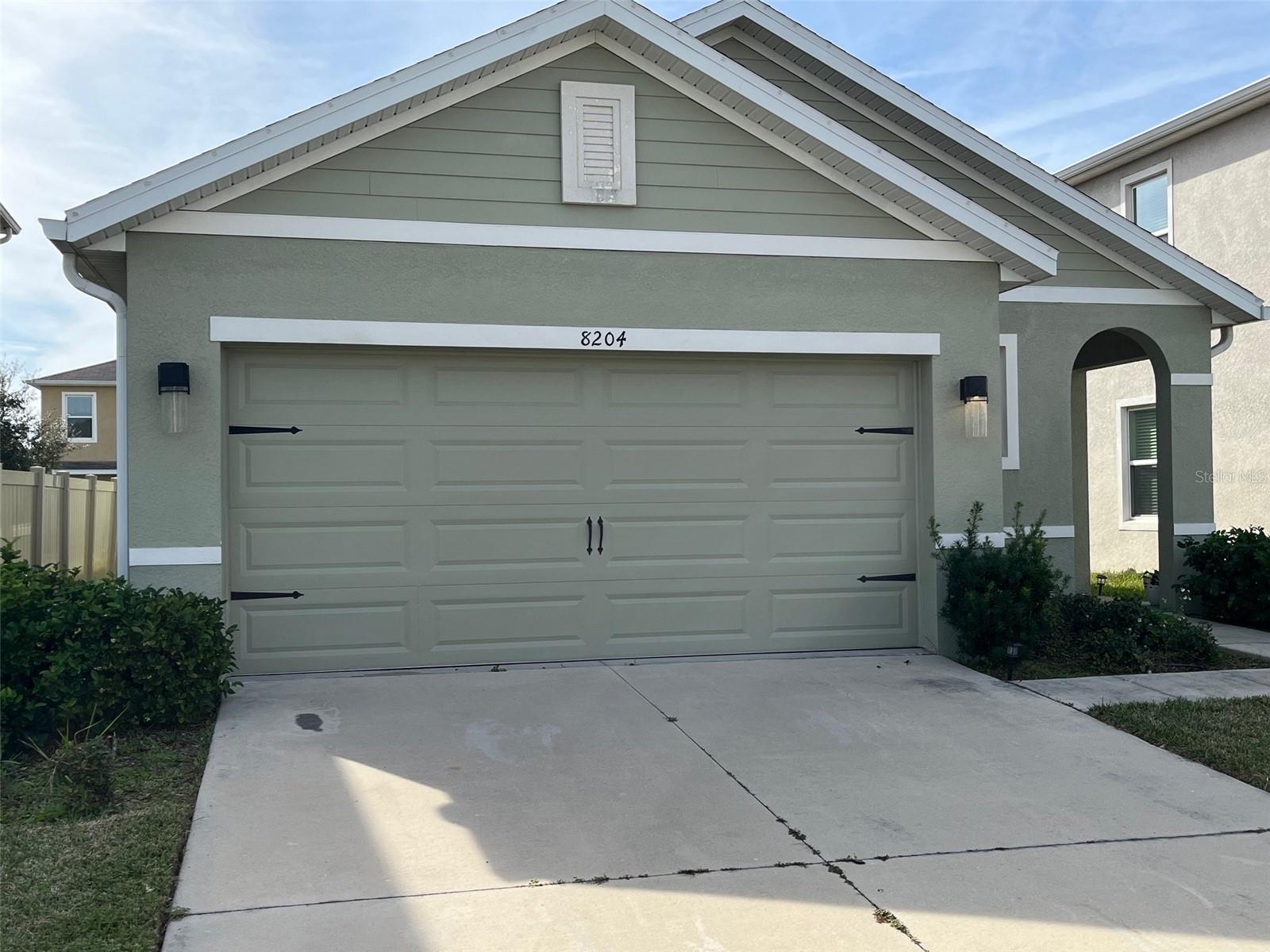 Image 2 of 40 For 8204 Pelican Reed Circle