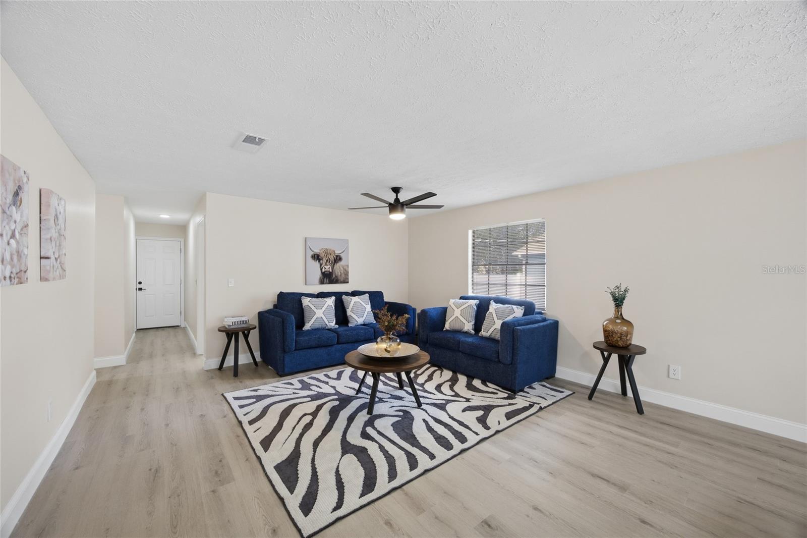 Image 10 of 39 For 920 Candlewood Avenue