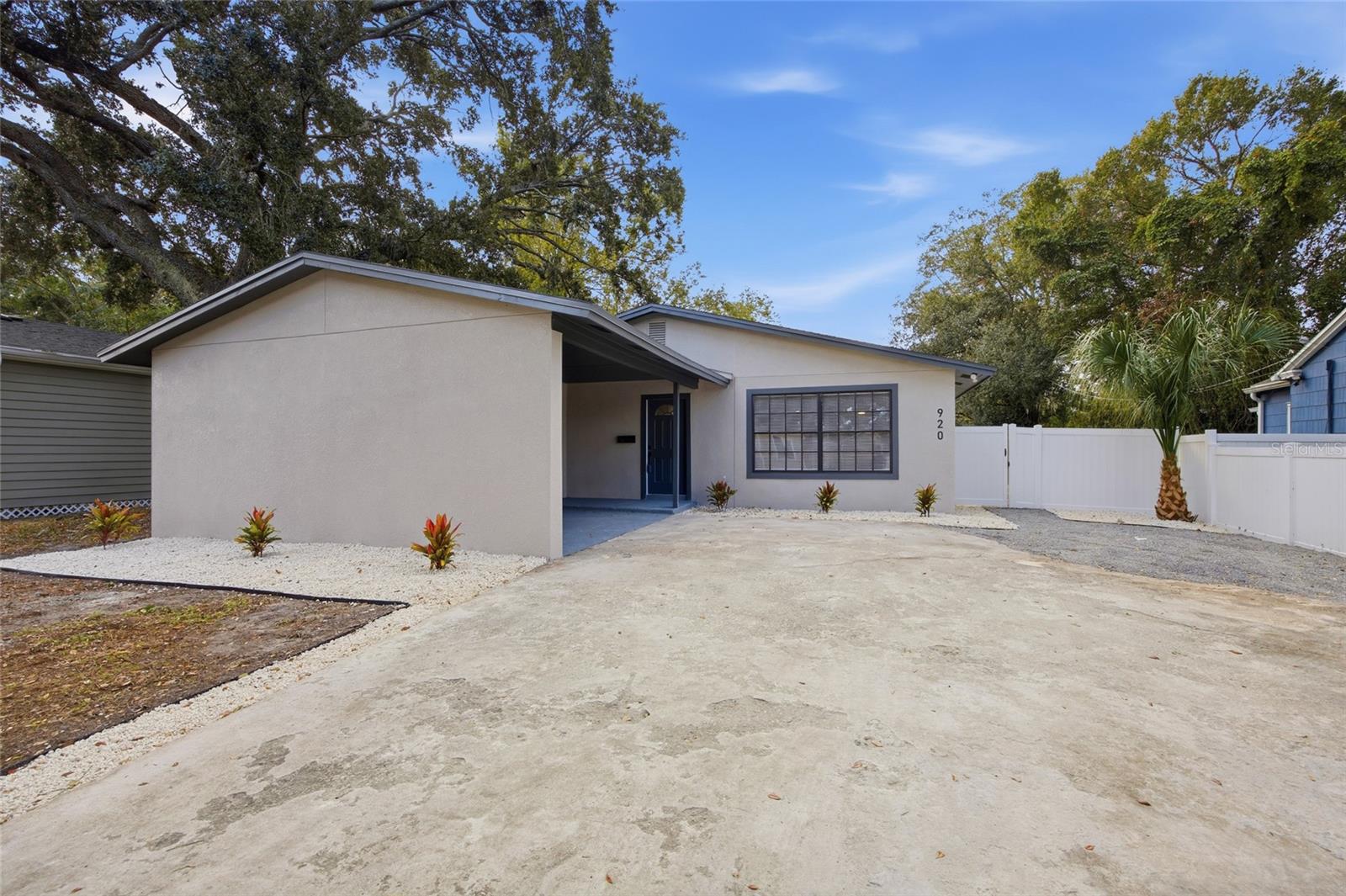 Image 4 of 39 For 920 Candlewood Avenue