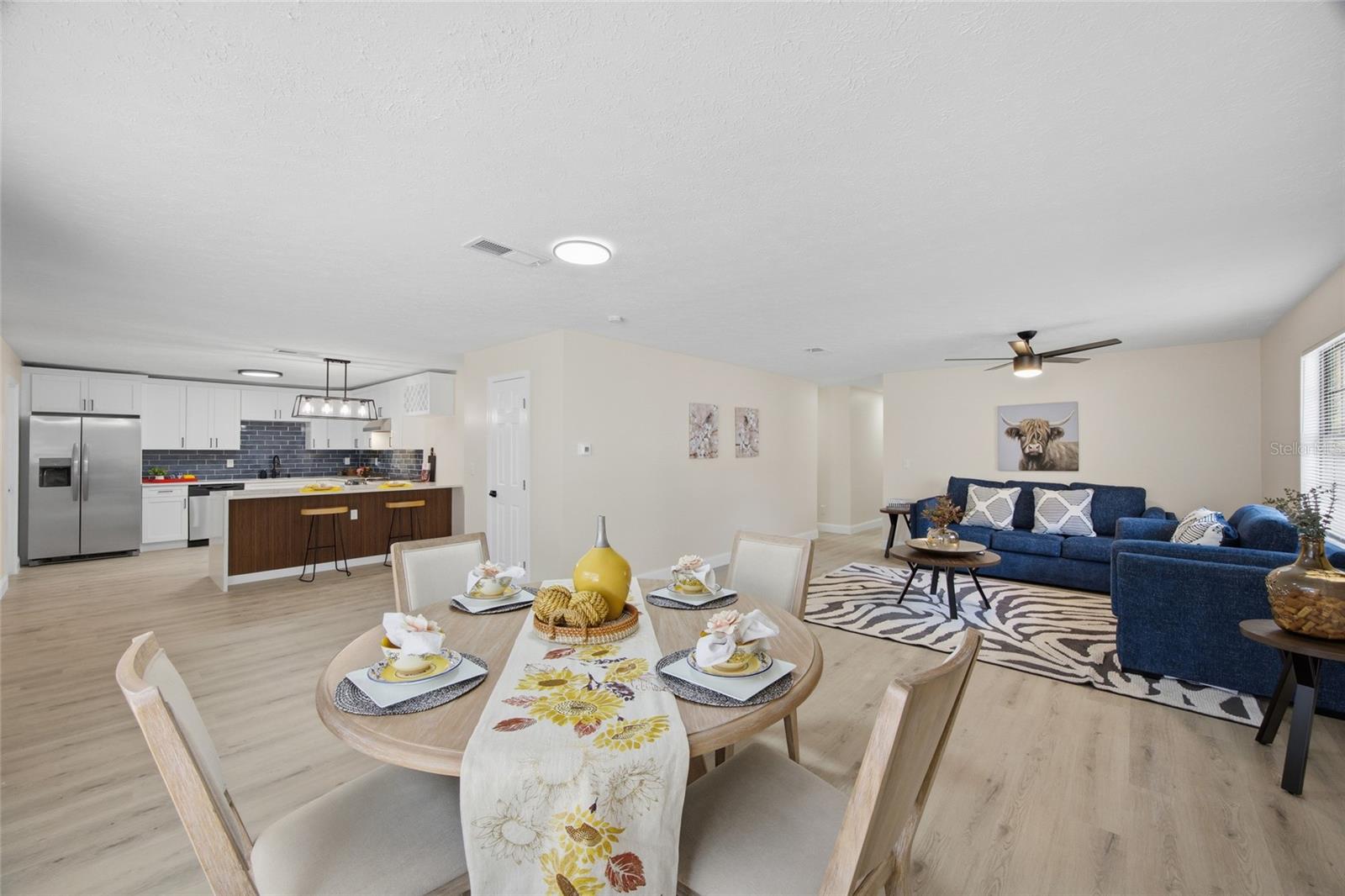 Image 9 of 39 For 920 Candlewood Avenue