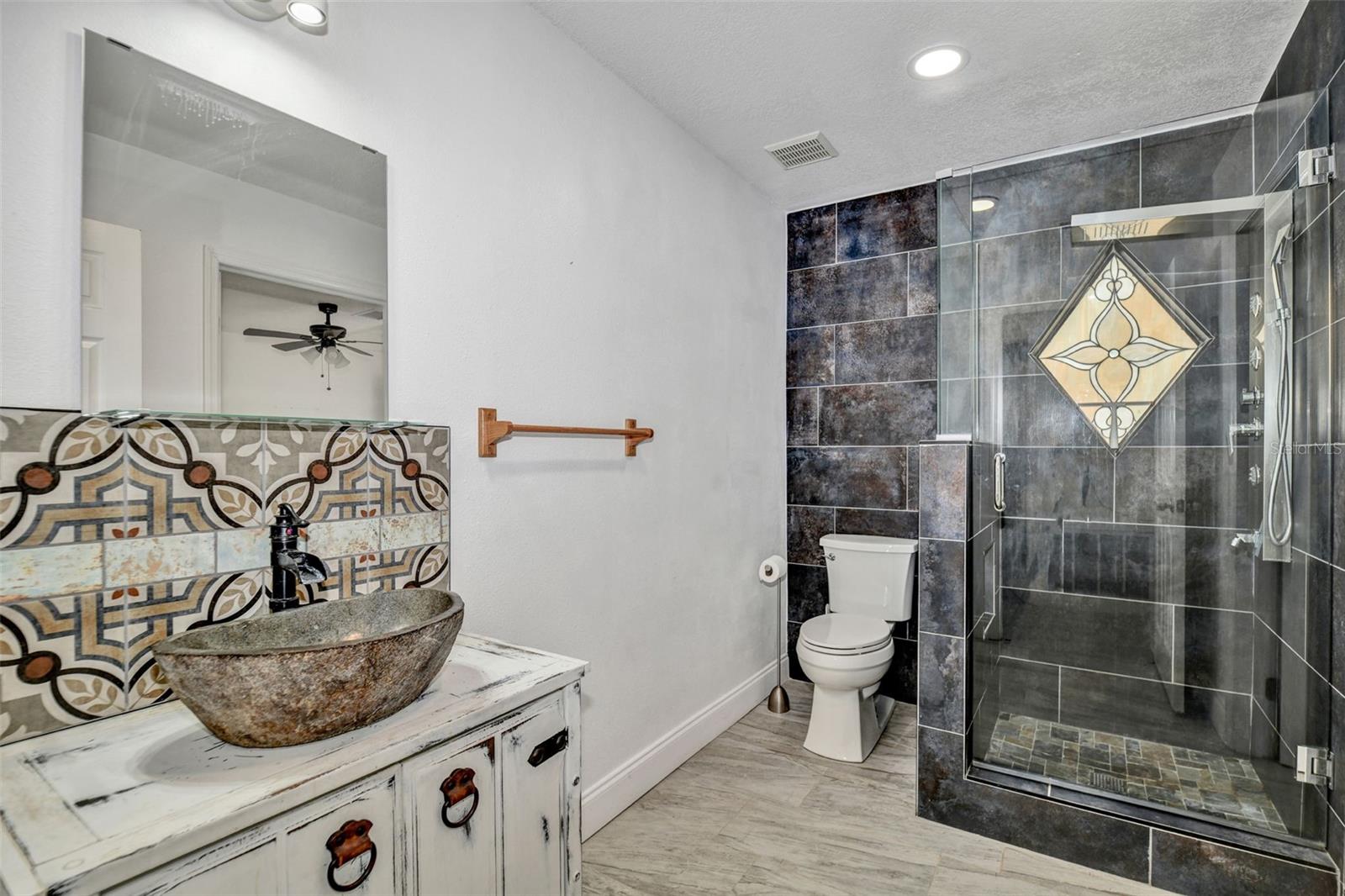 Image 16 of 38 For 7505 Jomel Drive