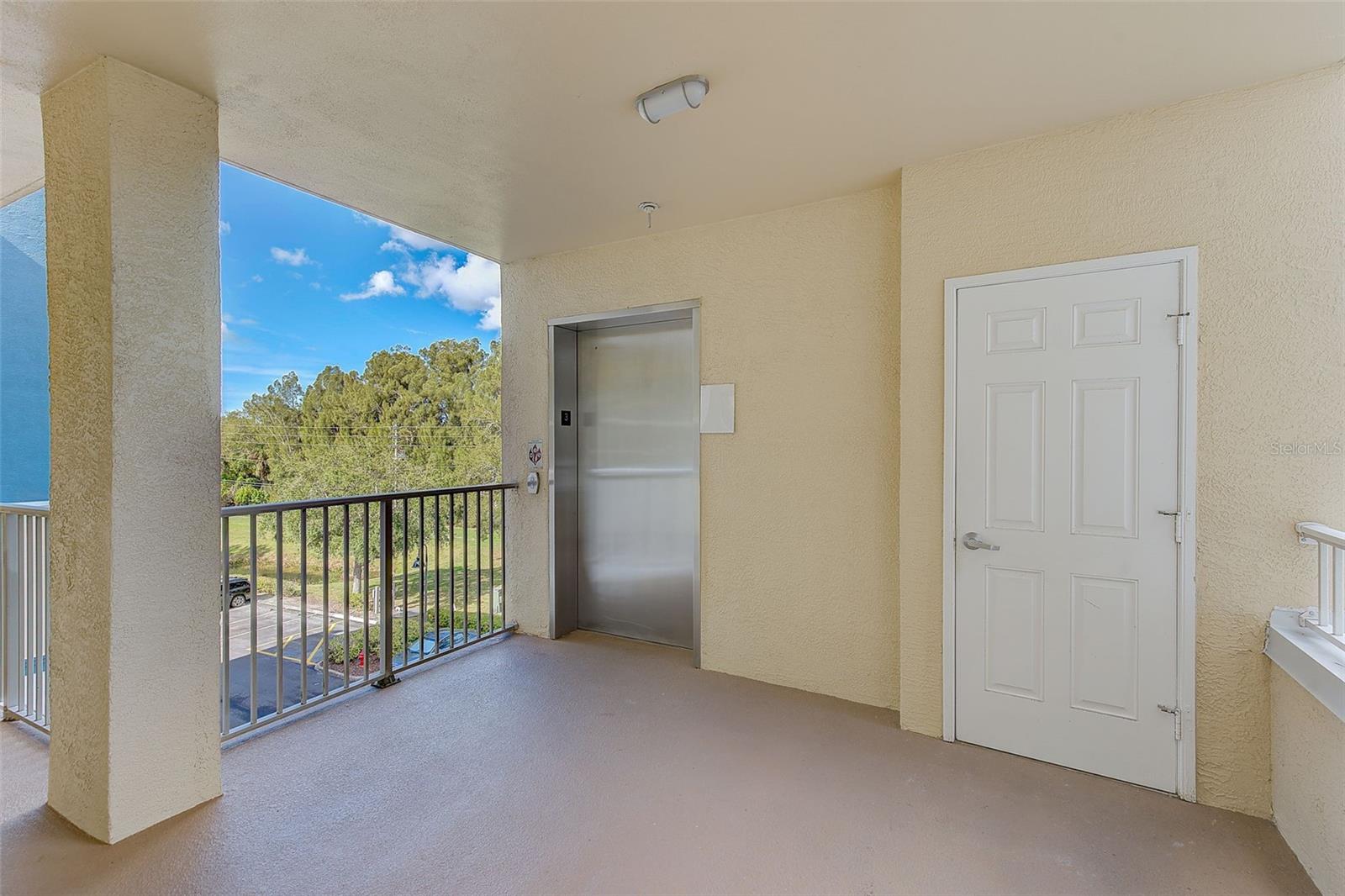 Image 22 of 28 For 960 Starkey Road 3302